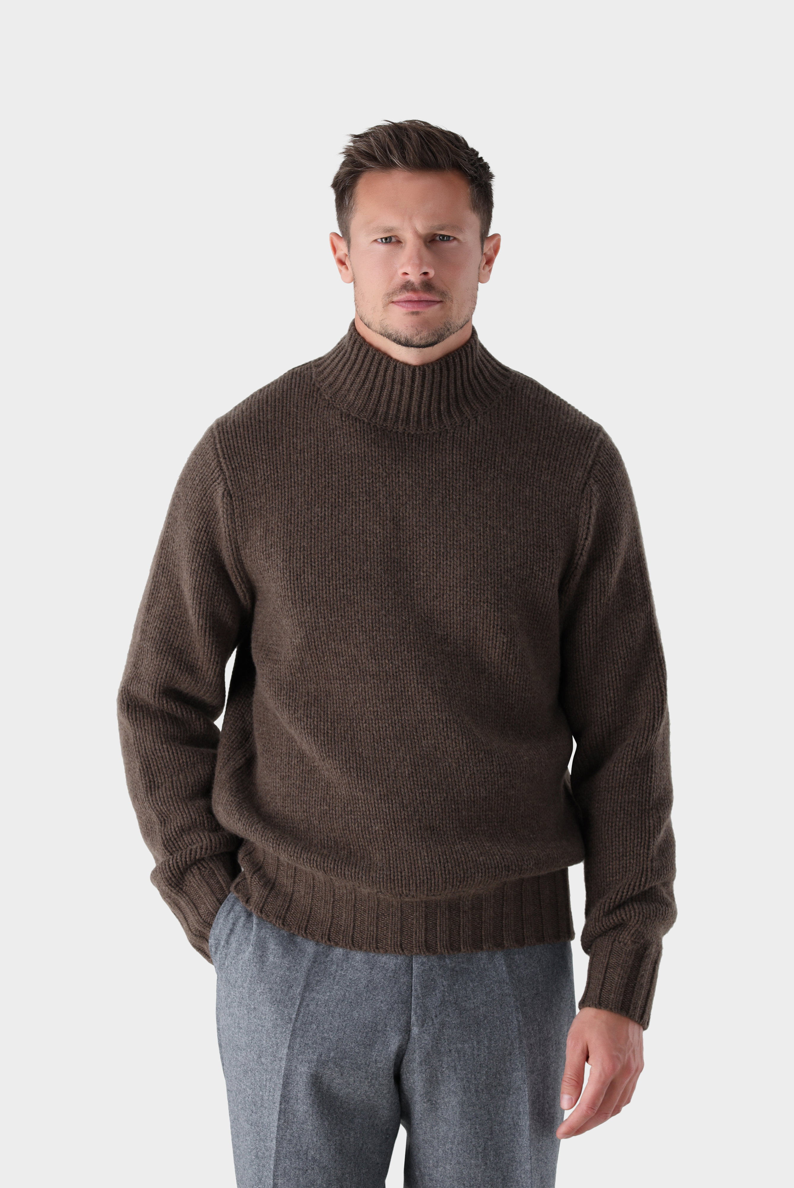 Stehkragenpullover aus Wolle und Kaschmir