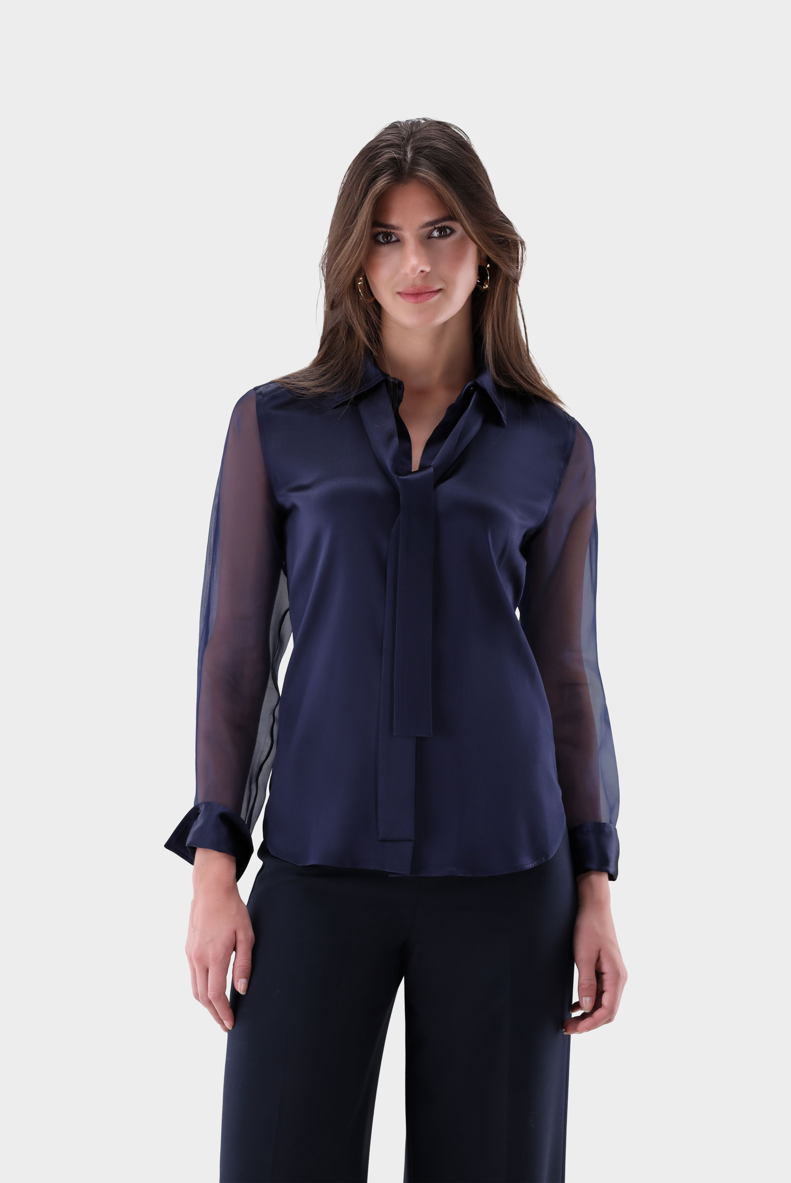 Seidenbluse mit Organza Ärmeln