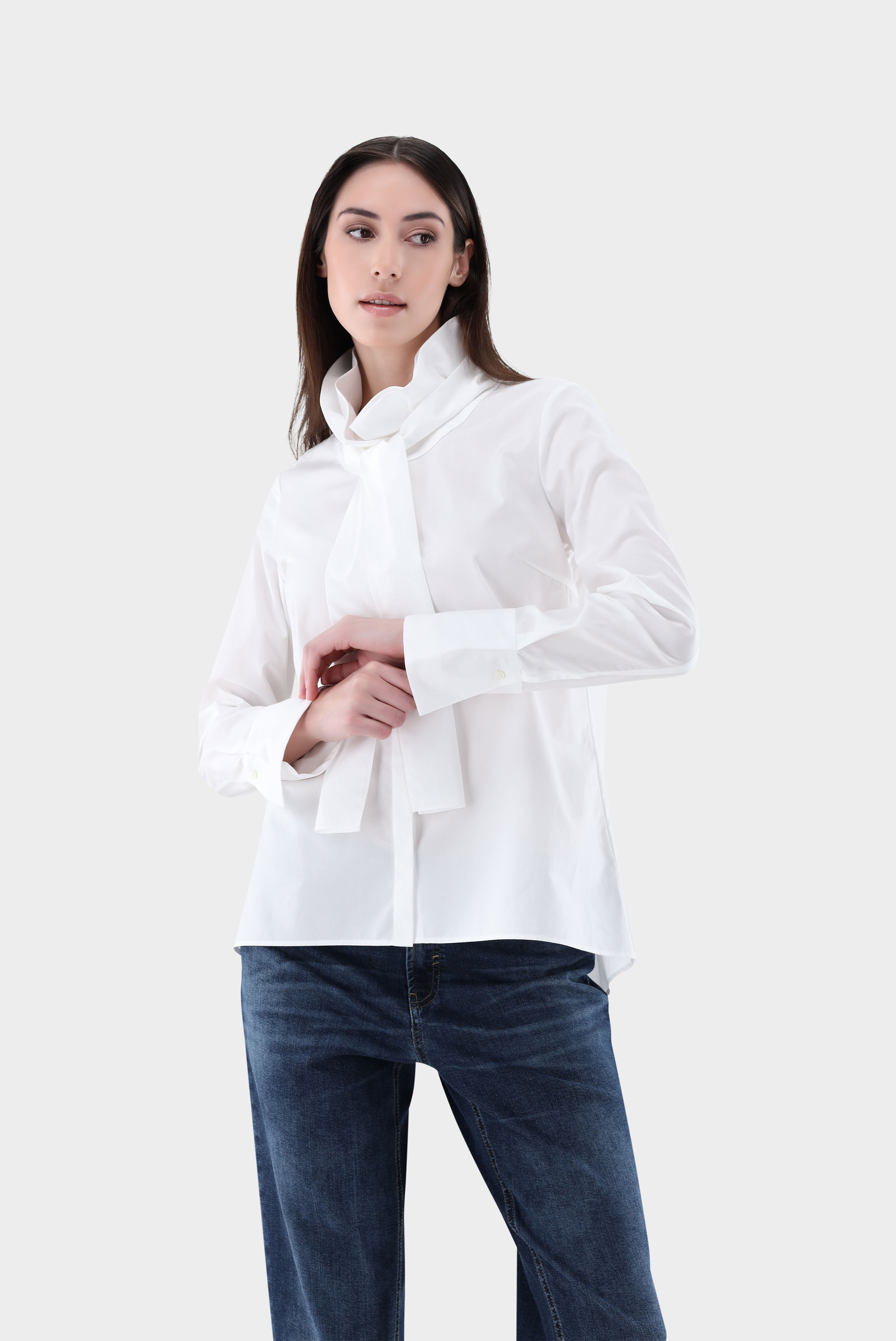 Poplin Blouse with Pleated Collar and Tie