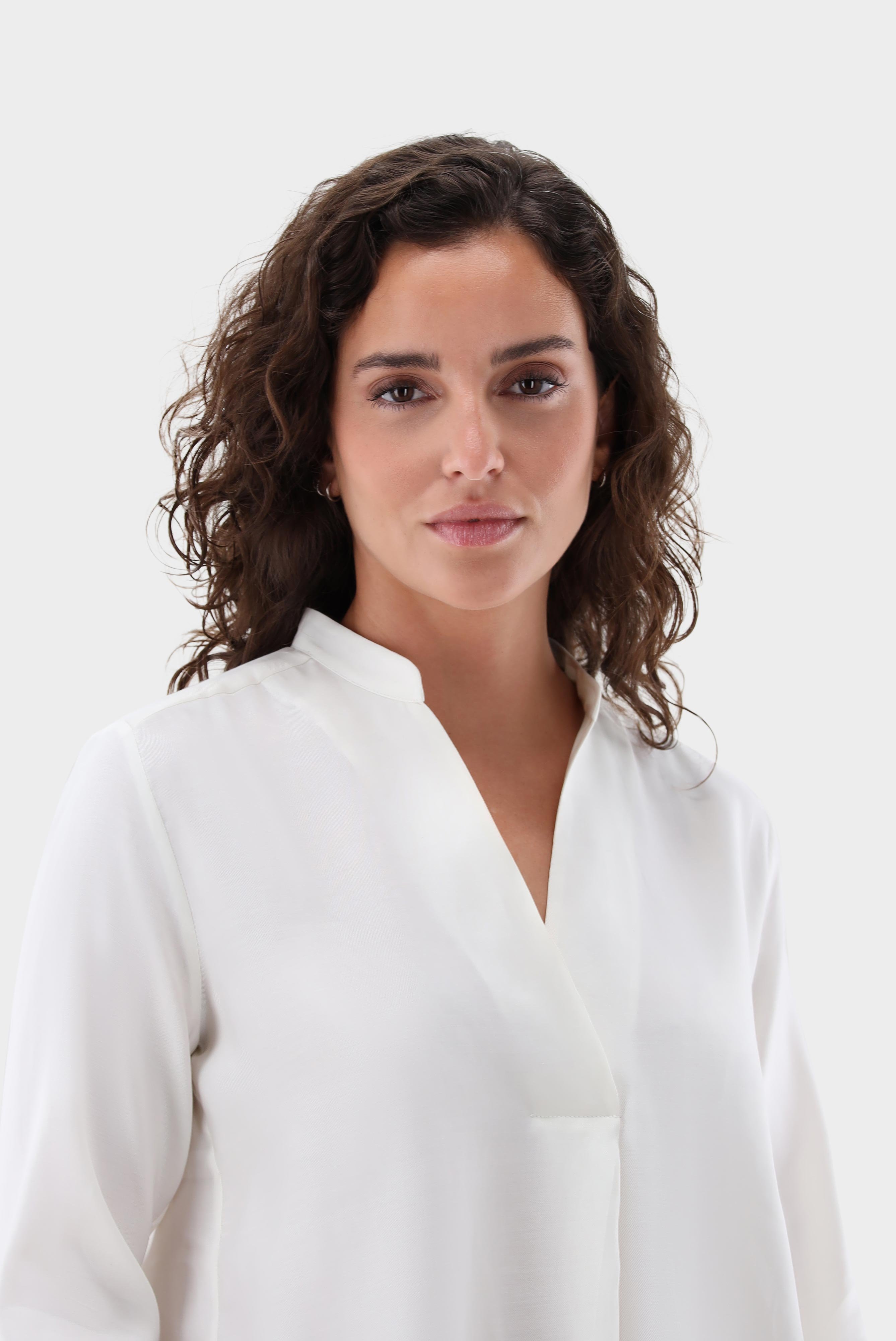 Casual Blouses+Stand-up Collar Shirt with lyocell and cotton+05.527Y.49.150258.100.38