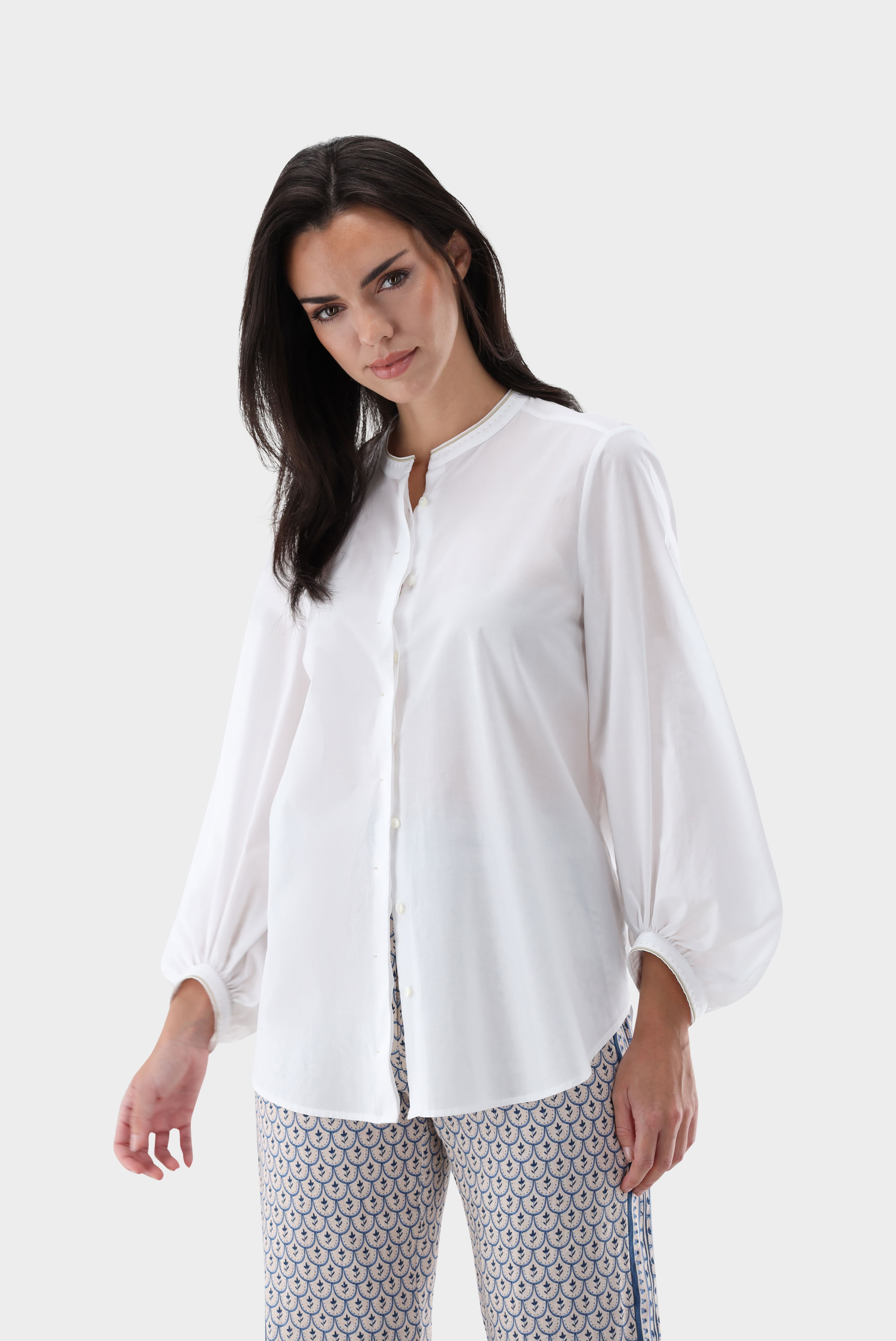 Stehkragenbluse mit Ballonärmeln