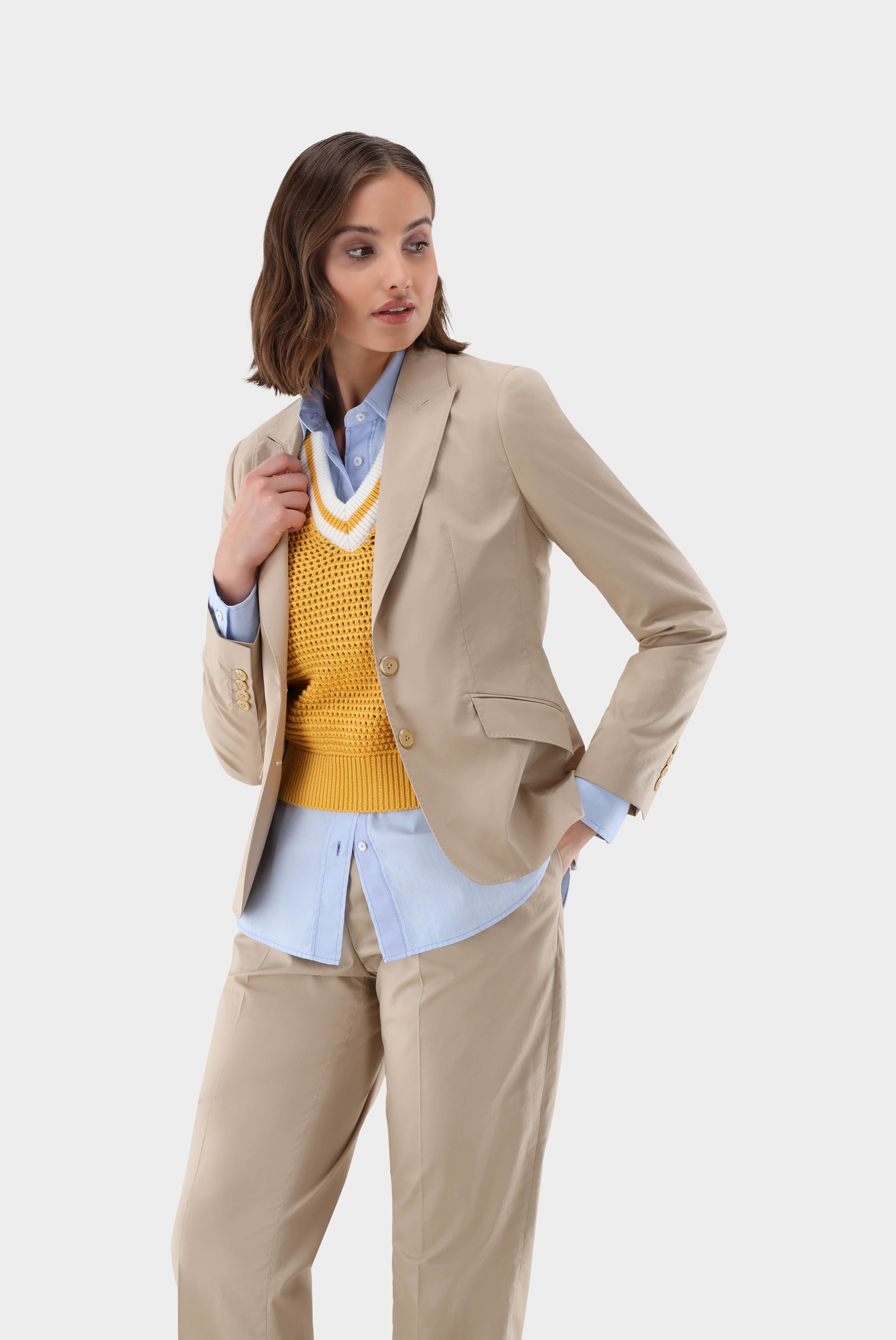 Fitted Blazer with stretch