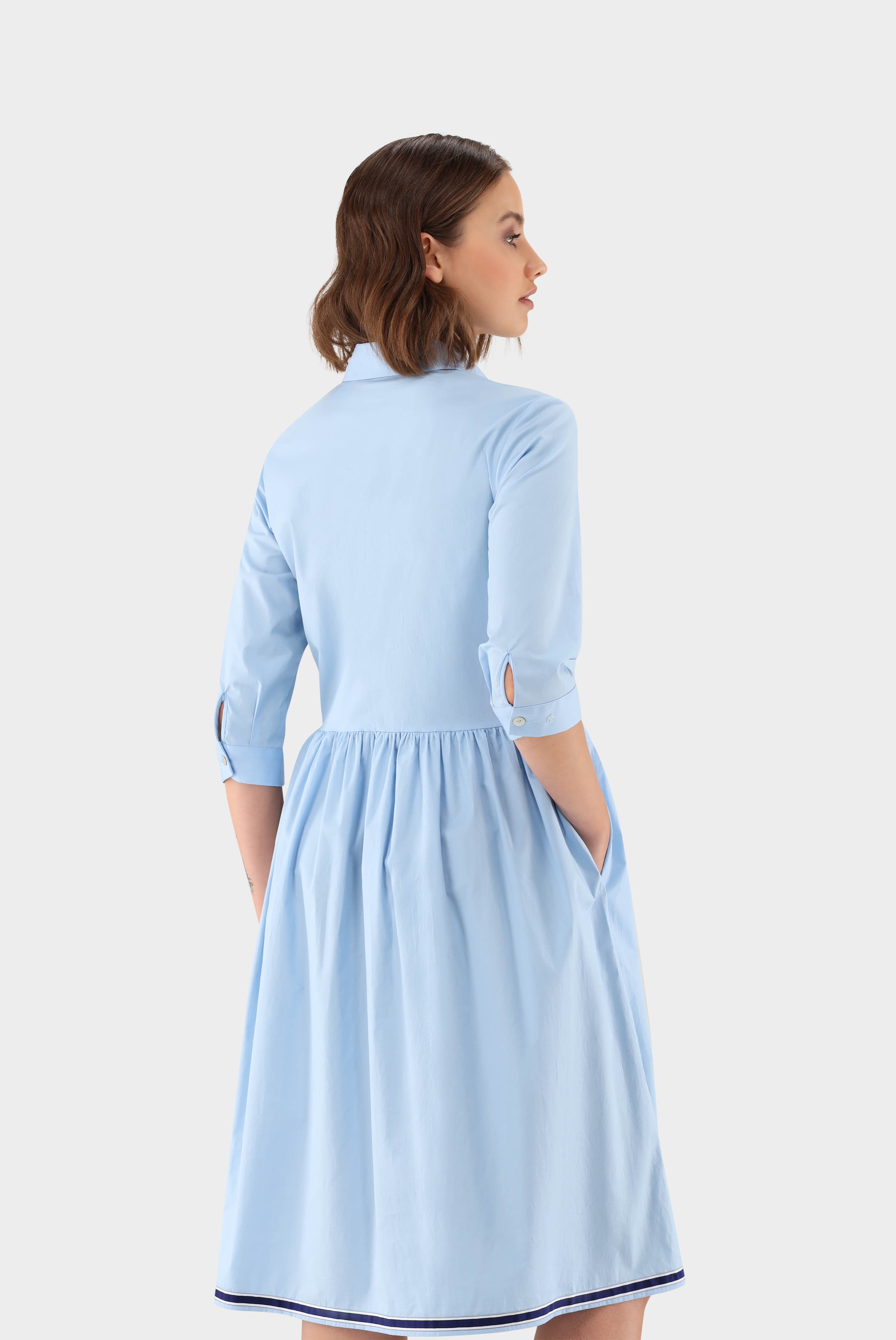 Kleider & Röcke+Hemdblusenkleid aus Baumwollstretch+05.658Y.Y6.H00240.730.40