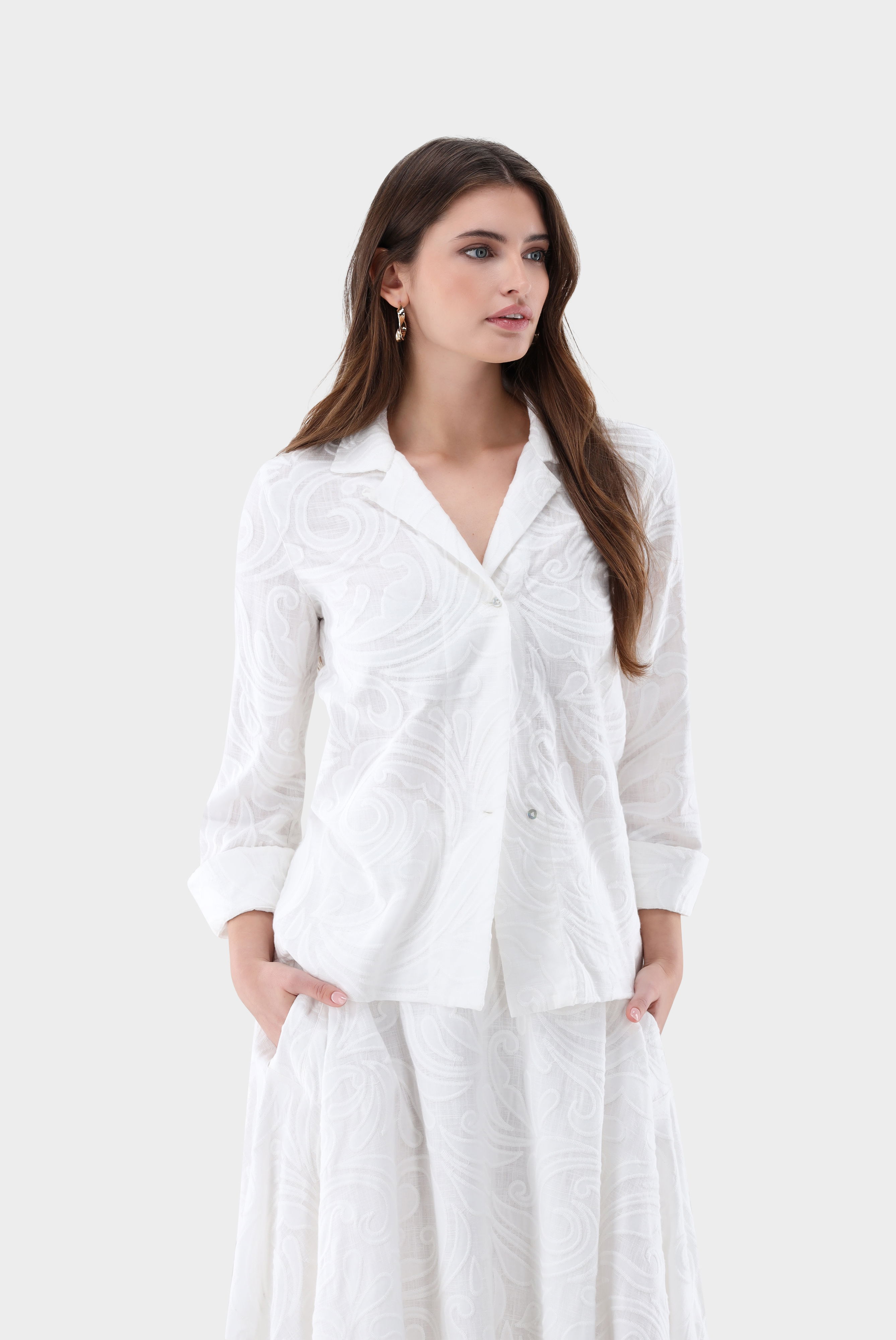 Bluse mit 3D-Stickerei