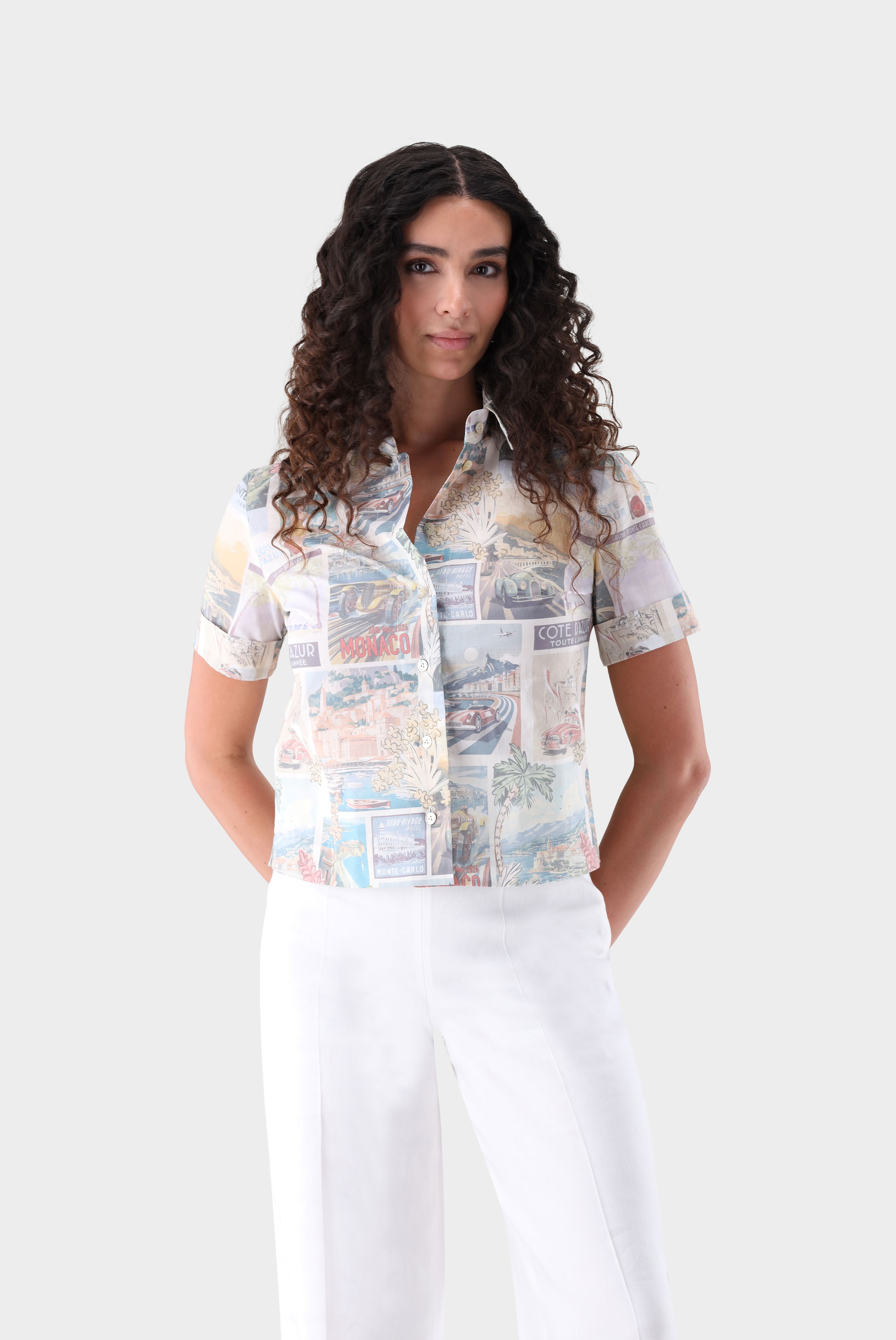 Kurzarm Hemdbluse mit Postkaten-Druck