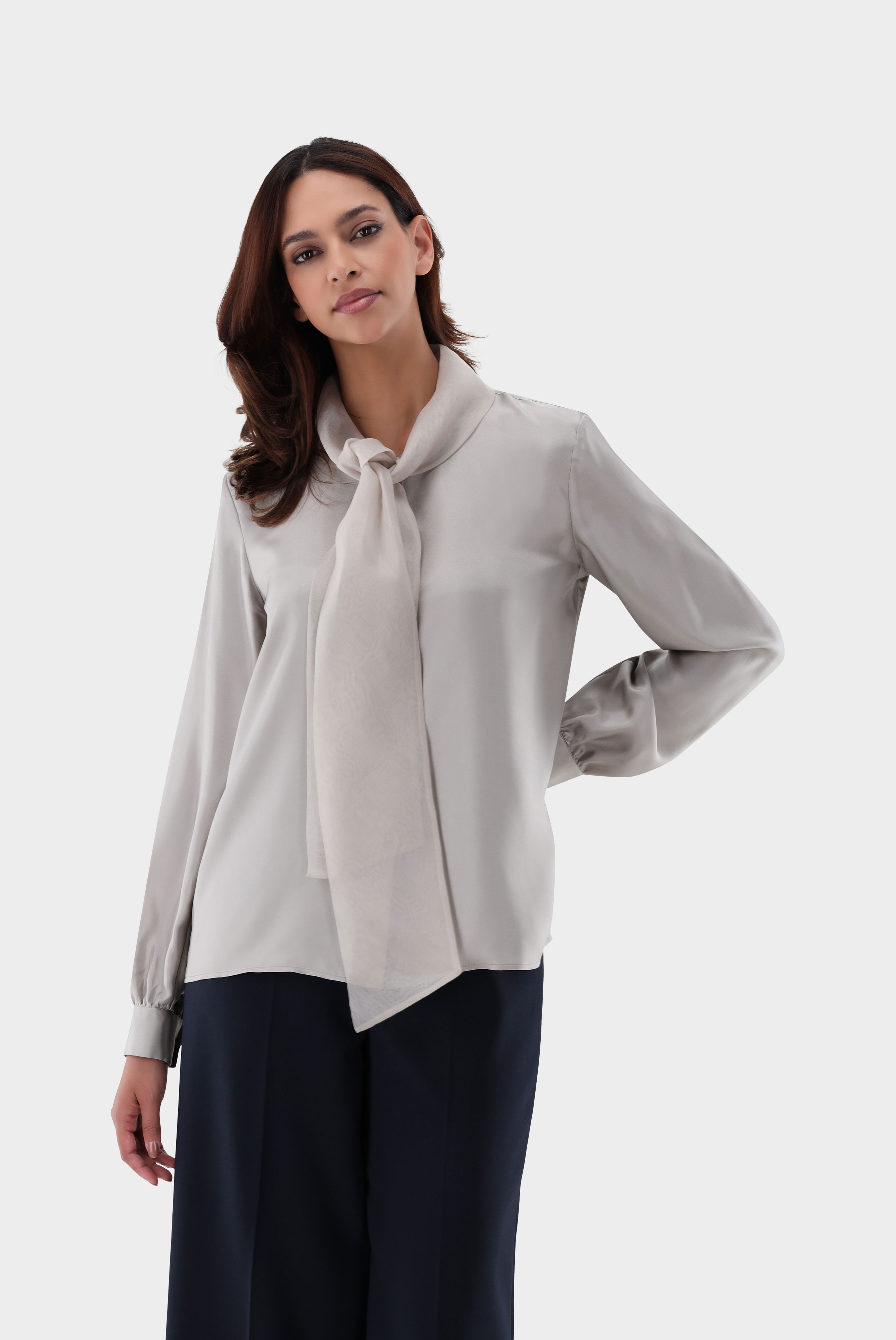 Seidenbluse mit Schluppe Boxy Fit