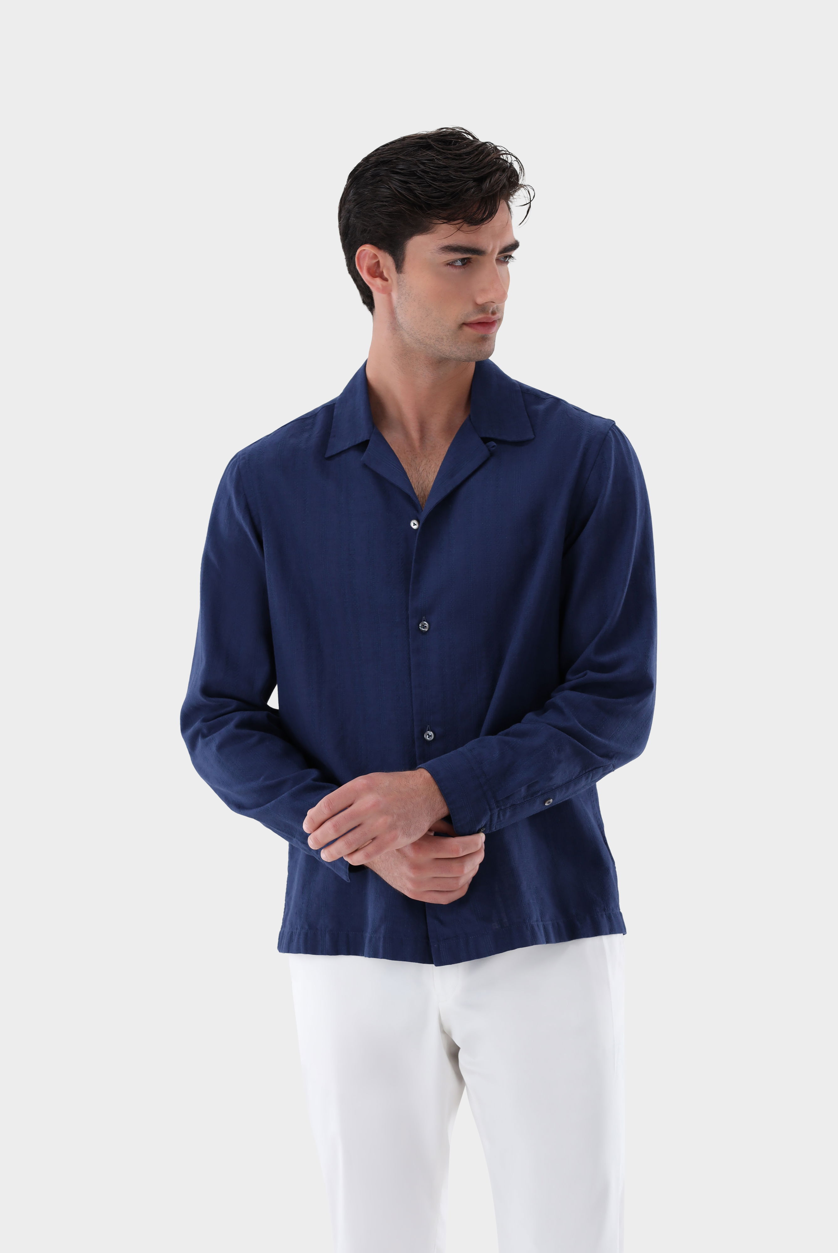 Hemd mit Reverskragen und Ajoure Streifen