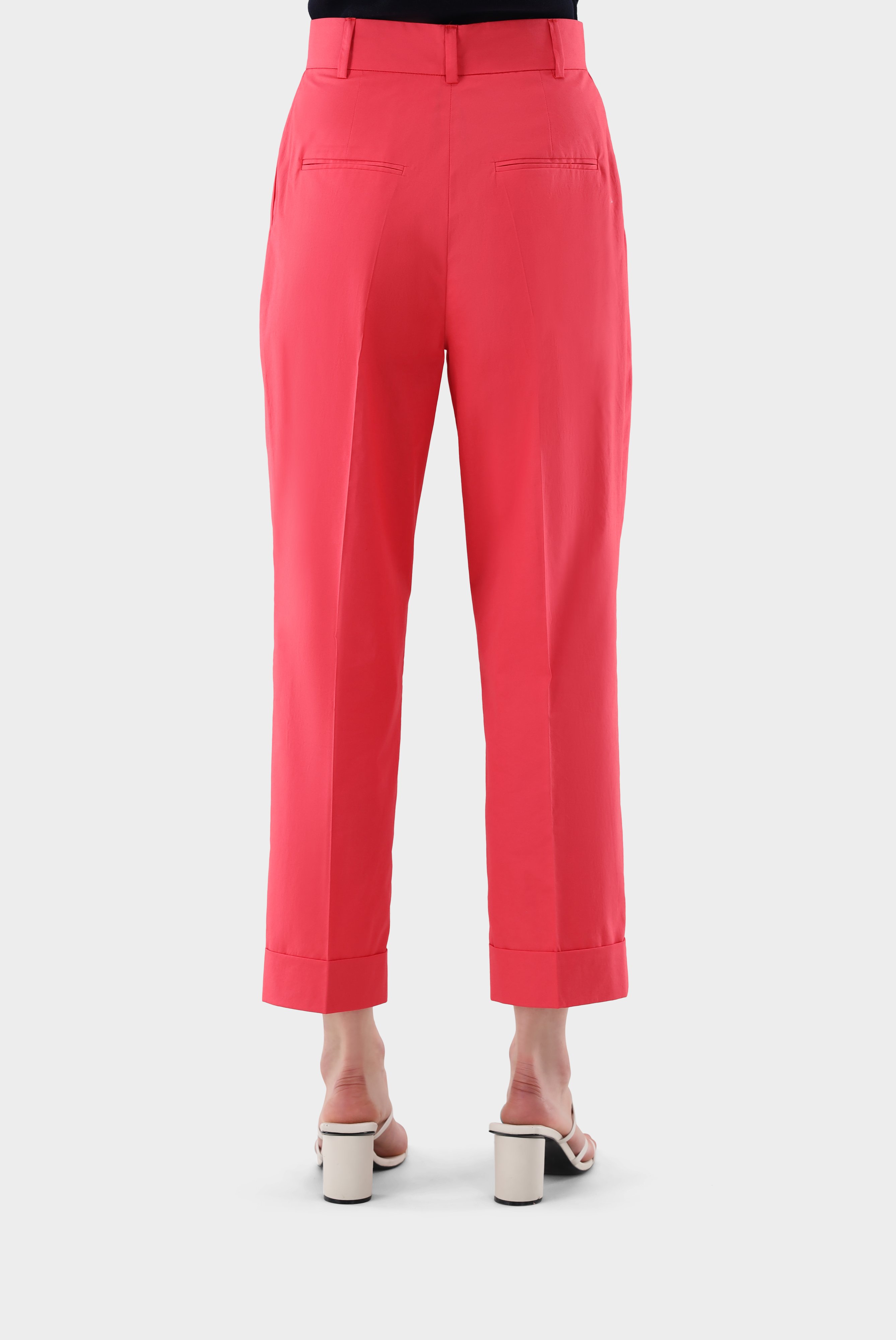Jeans & Trousers+Pleated trousers with straight leg+05.659F..H00240.550.46