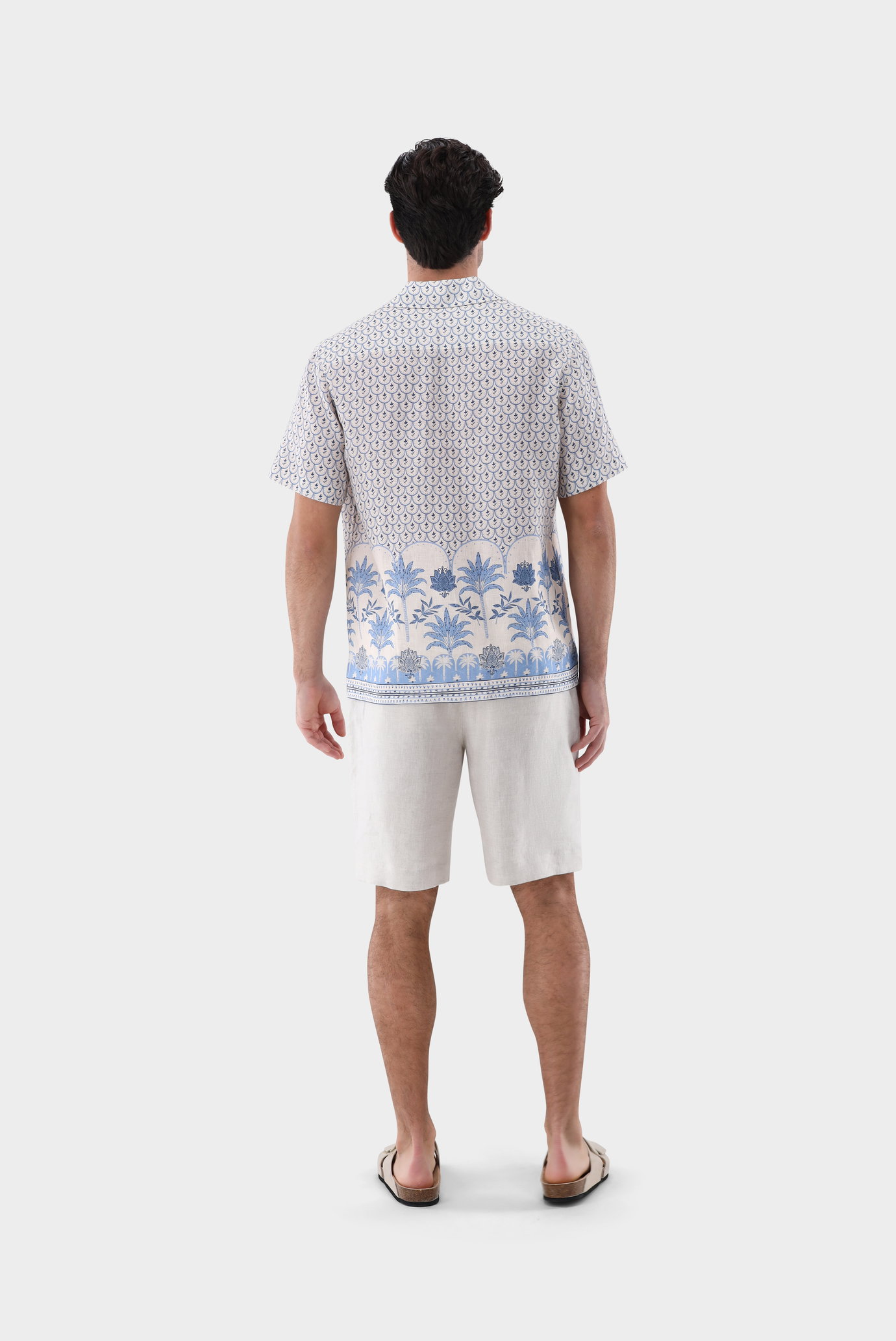 Short-sleeved shirt