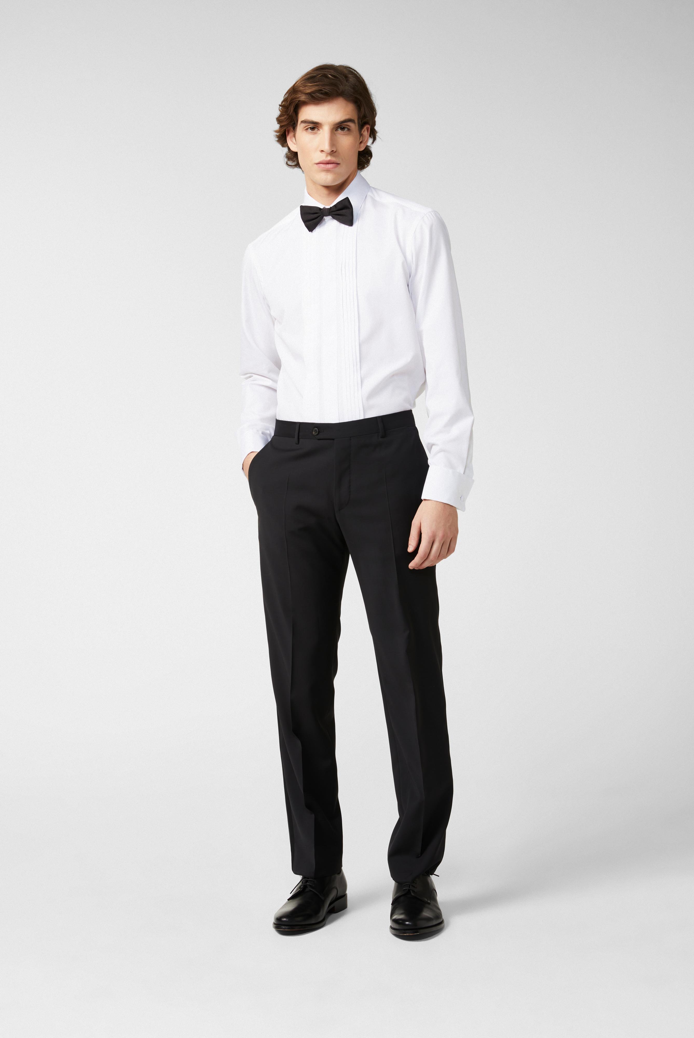 Business Shirts+Tuxedo Shirt with Pleated Panel Tailor Fit+20.2066.NV.130648.000.37