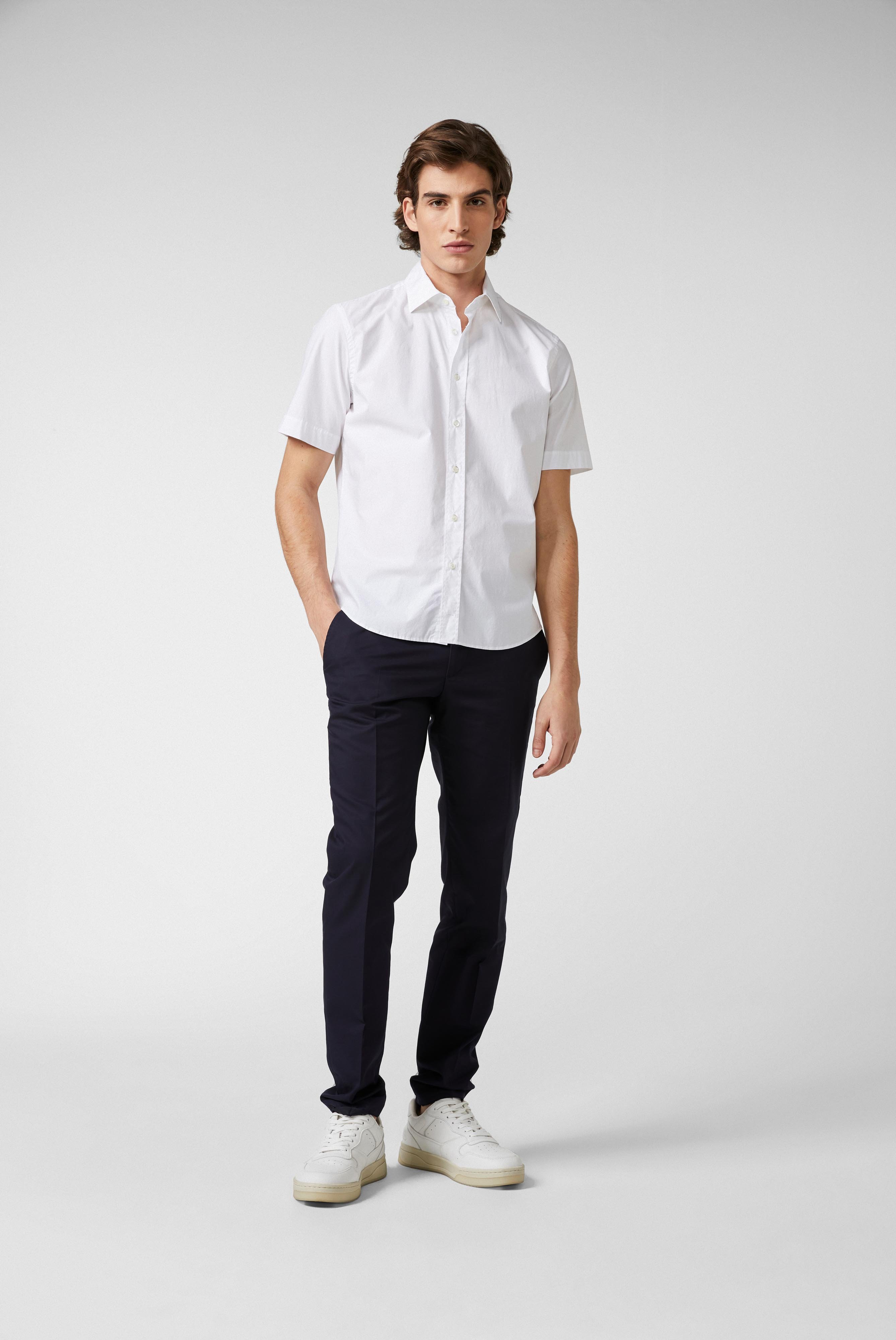 Kurzarm Hemden+Hemd aus leichter Baumwolle mit Stretch-Hemdärmeln+20.2035.Q2.H00240.000.38