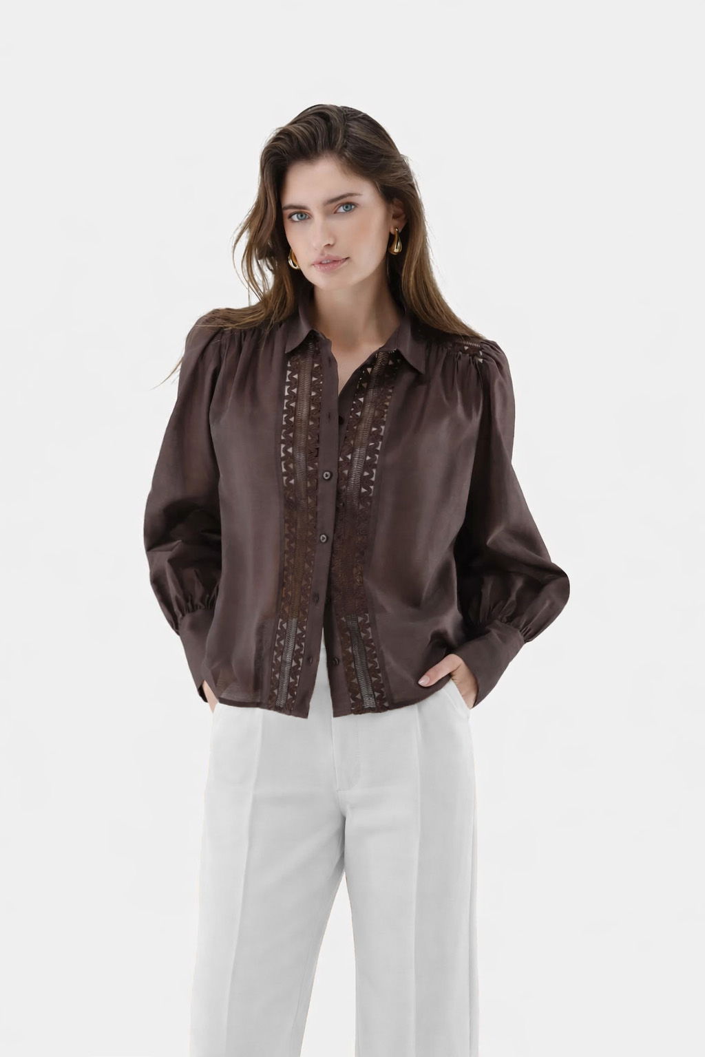 Hemdbluse mit Spitzeneinsätzen