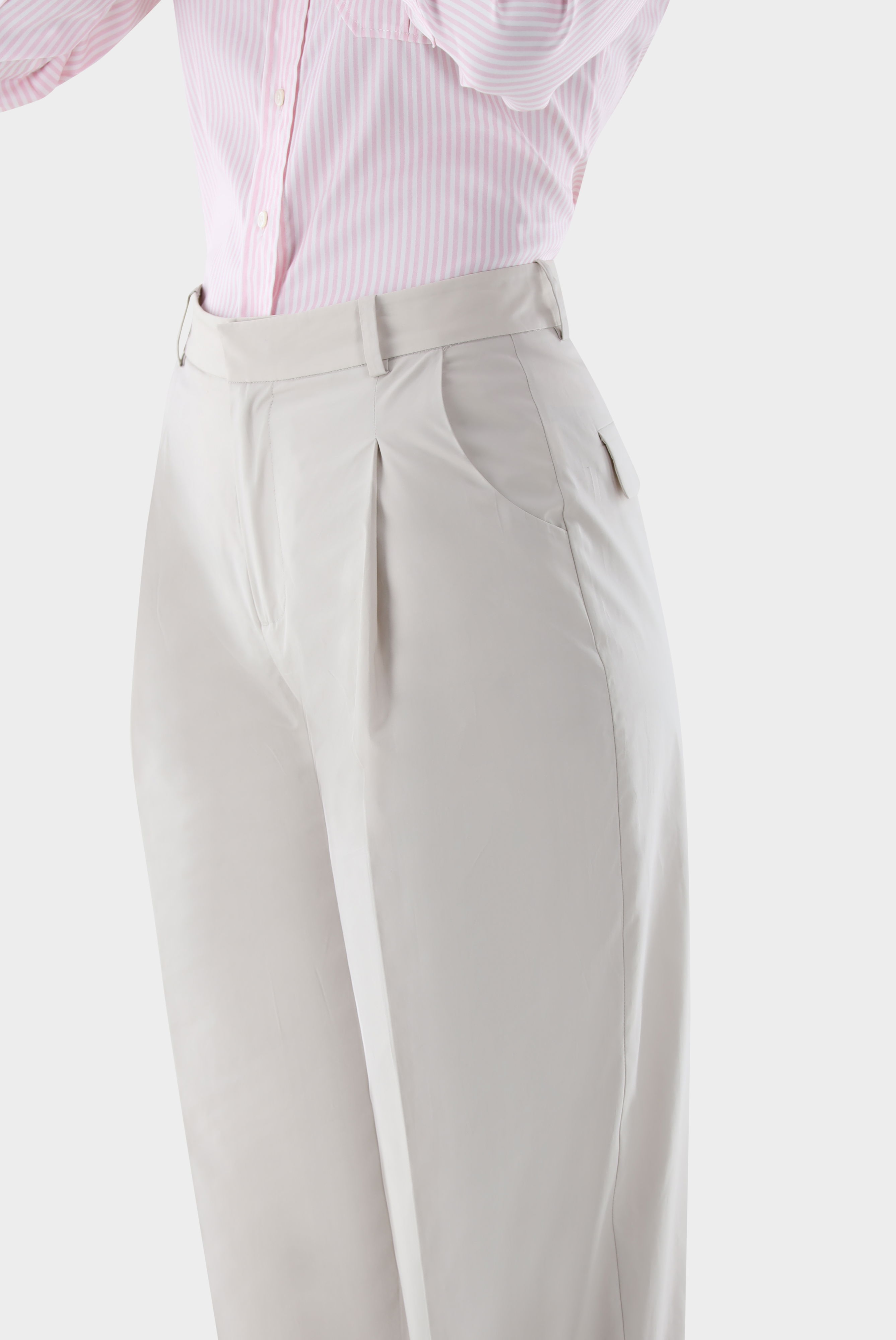 Hose mit zulaufendem Bein günstig online kaufen