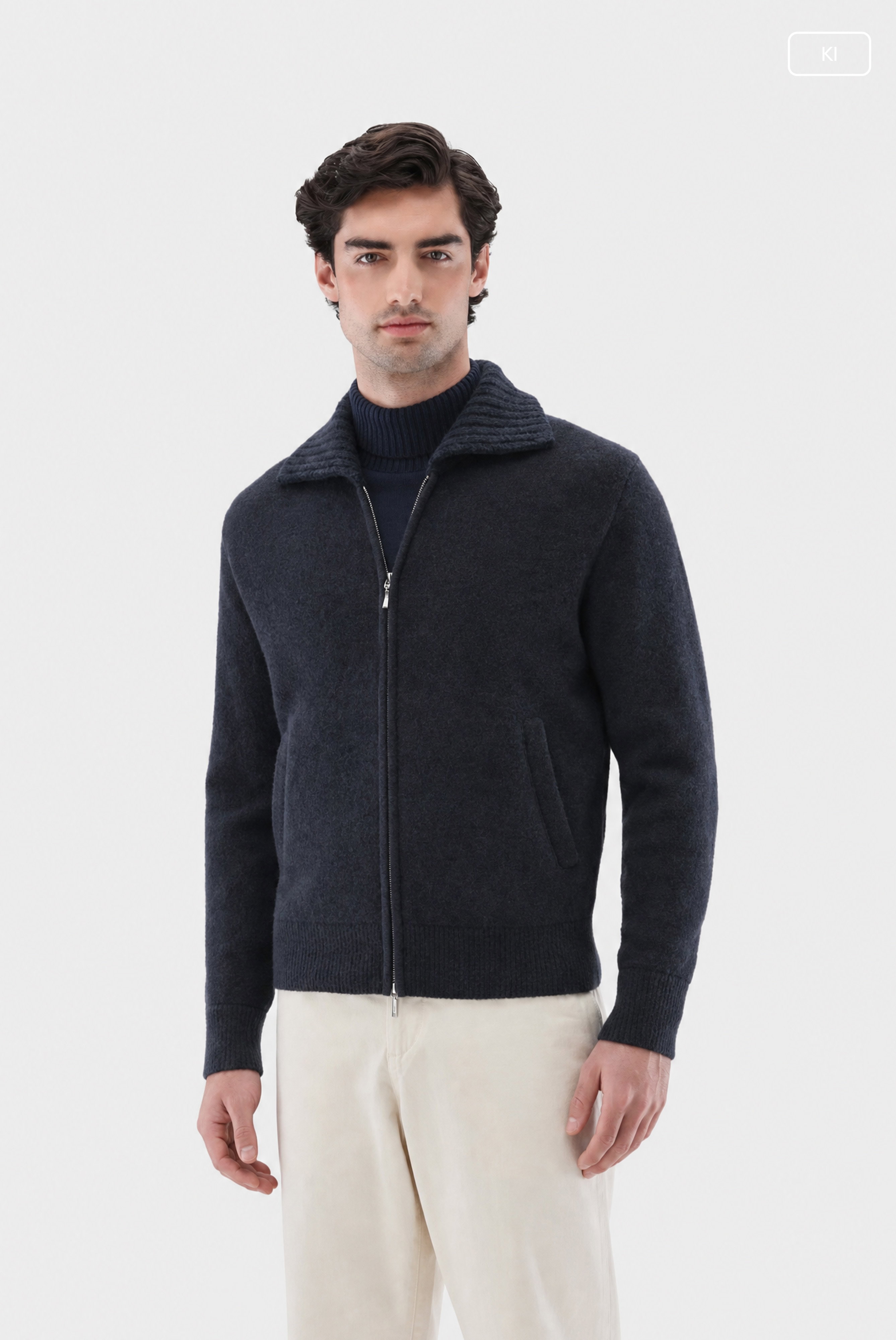 Bomberjacke aus Wolle gestrickt mit Kragen