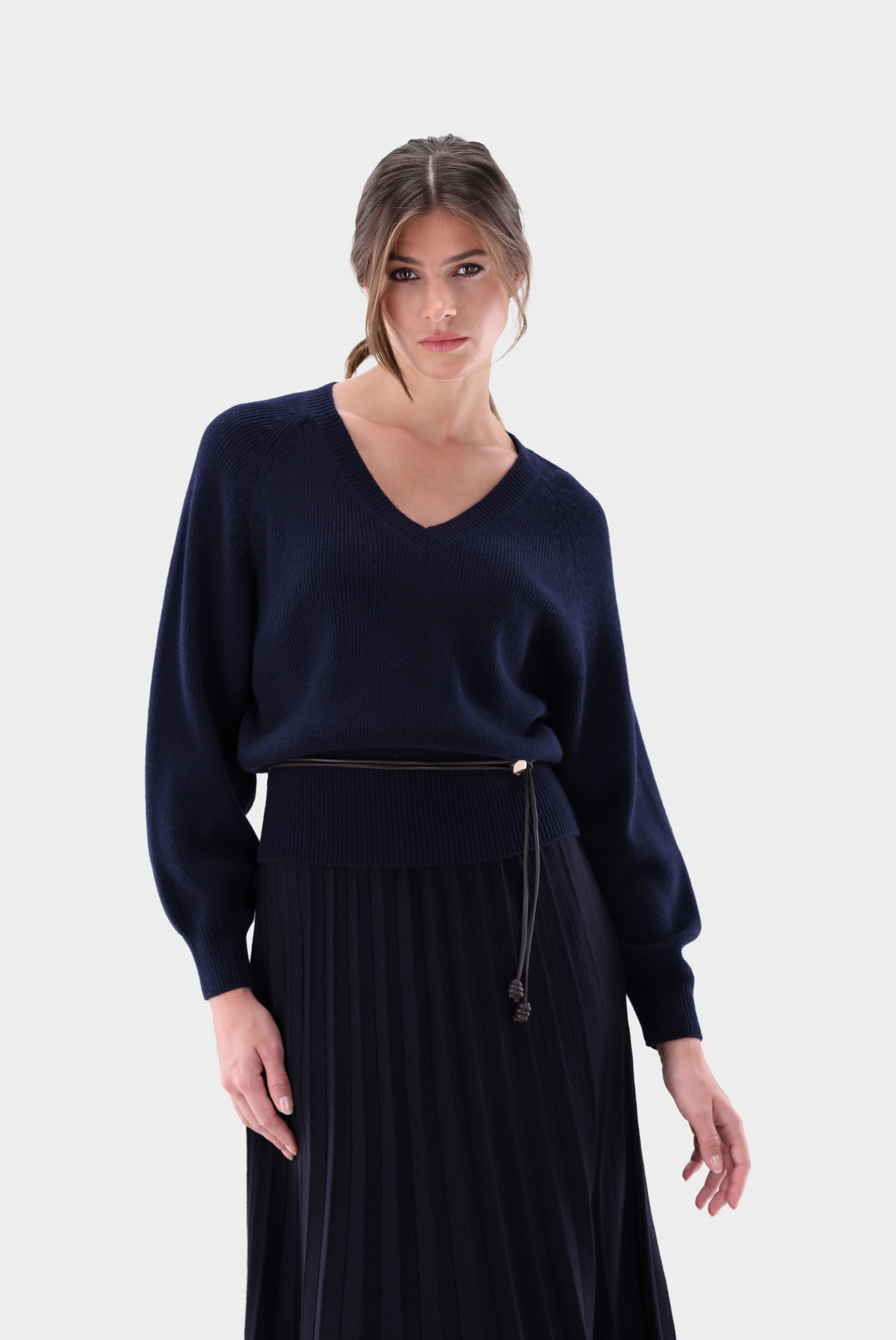 Pullover tailliert mit V-Ausschnitt
