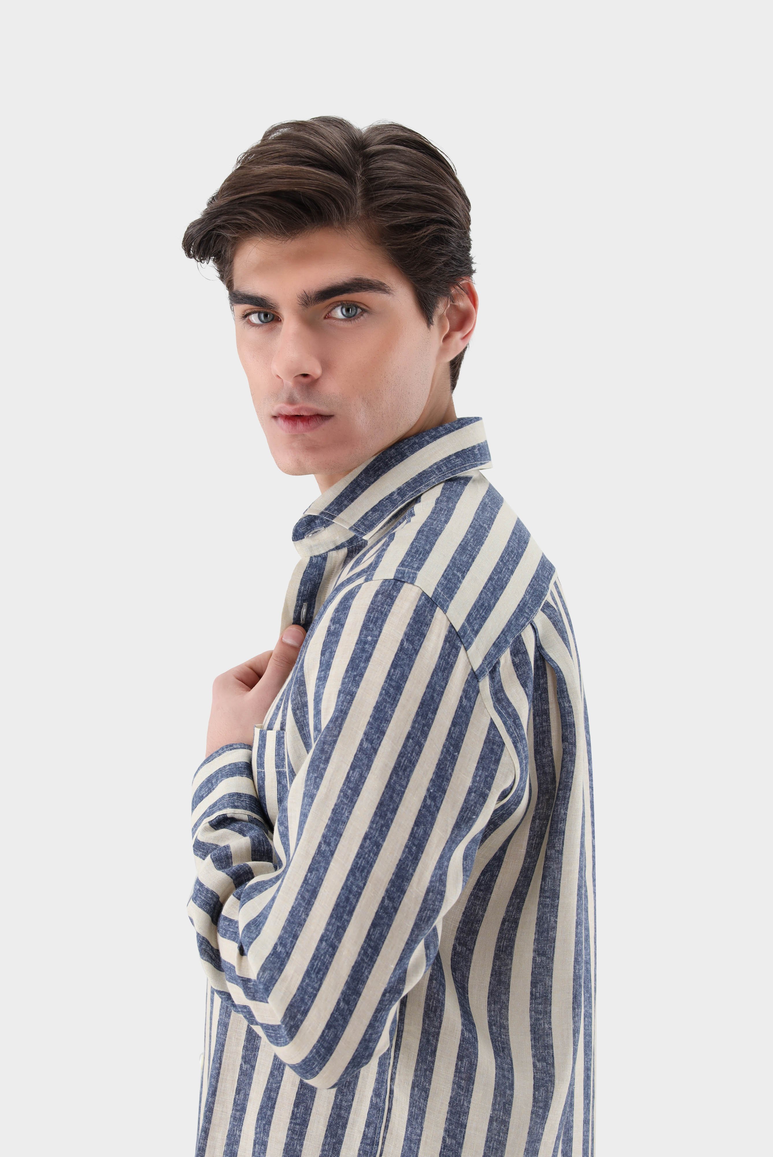 Casual Hemden+Leinenhemd mit breiten Streifen Comfort Fit+20.2021.9V.170356.761.40