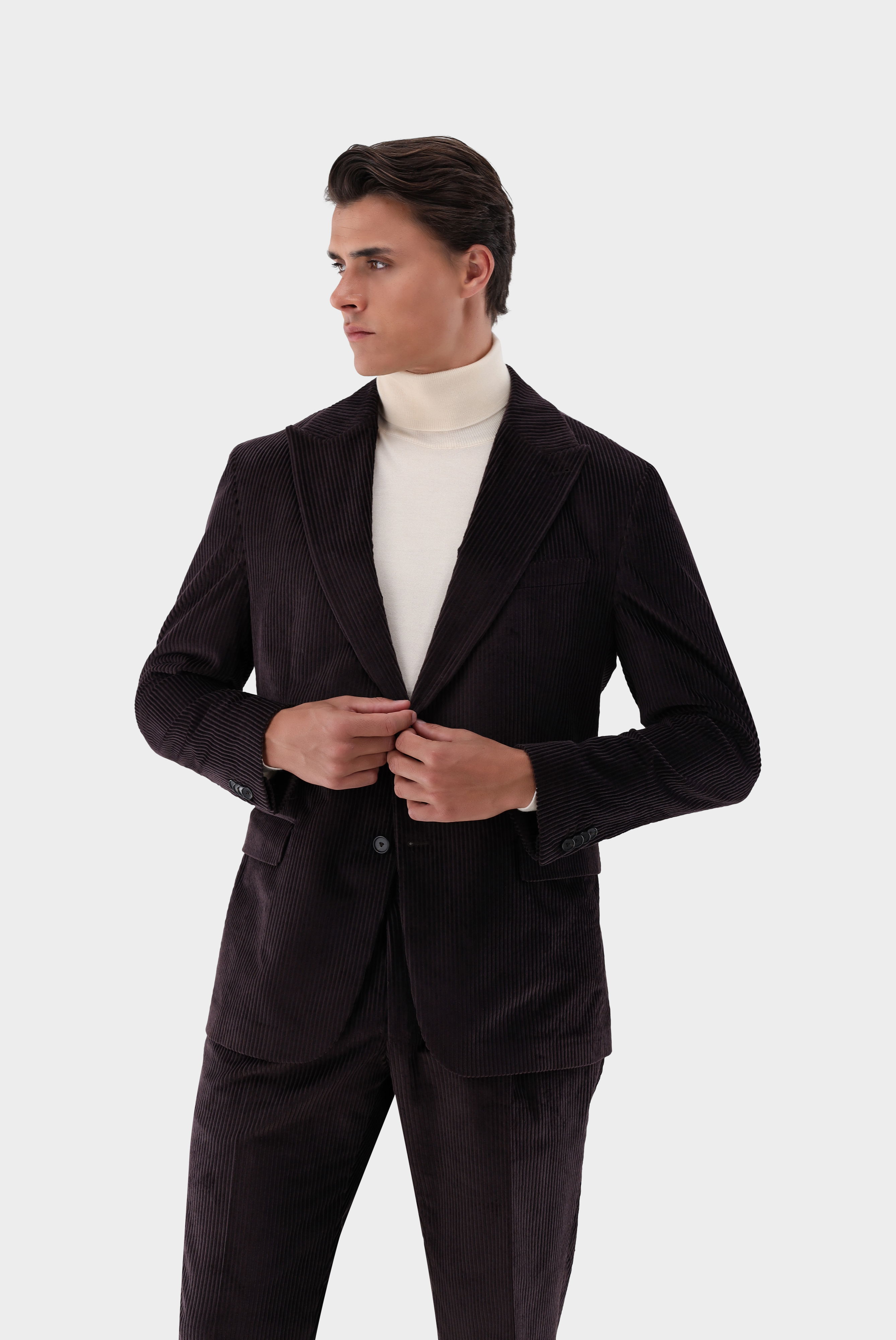 Sakko aus Cord mit Spitzfasson