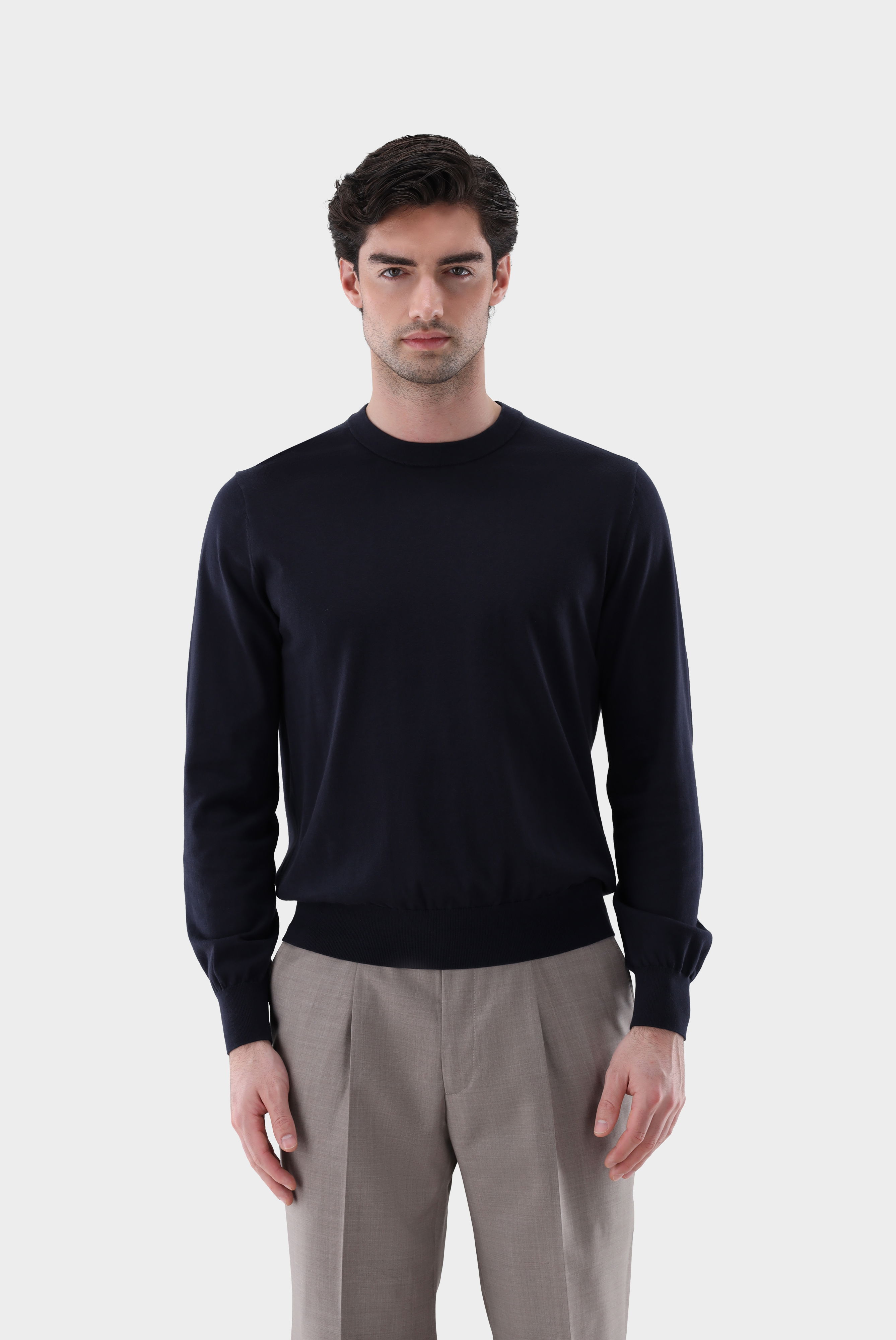 Crew neck sweater with cotton and silk
