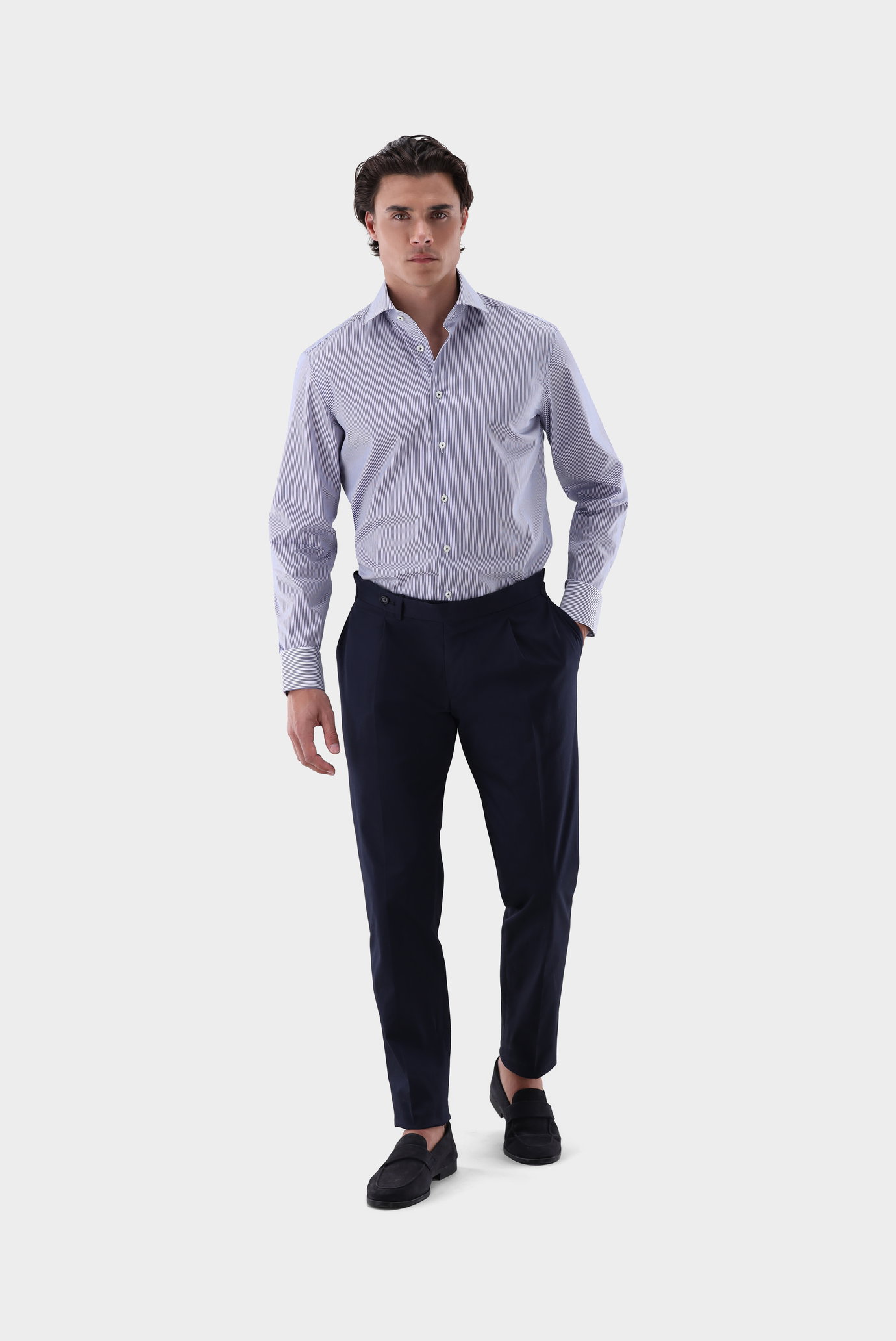 Áo sơ mi vải fine-twill dáng Tailor Fit
