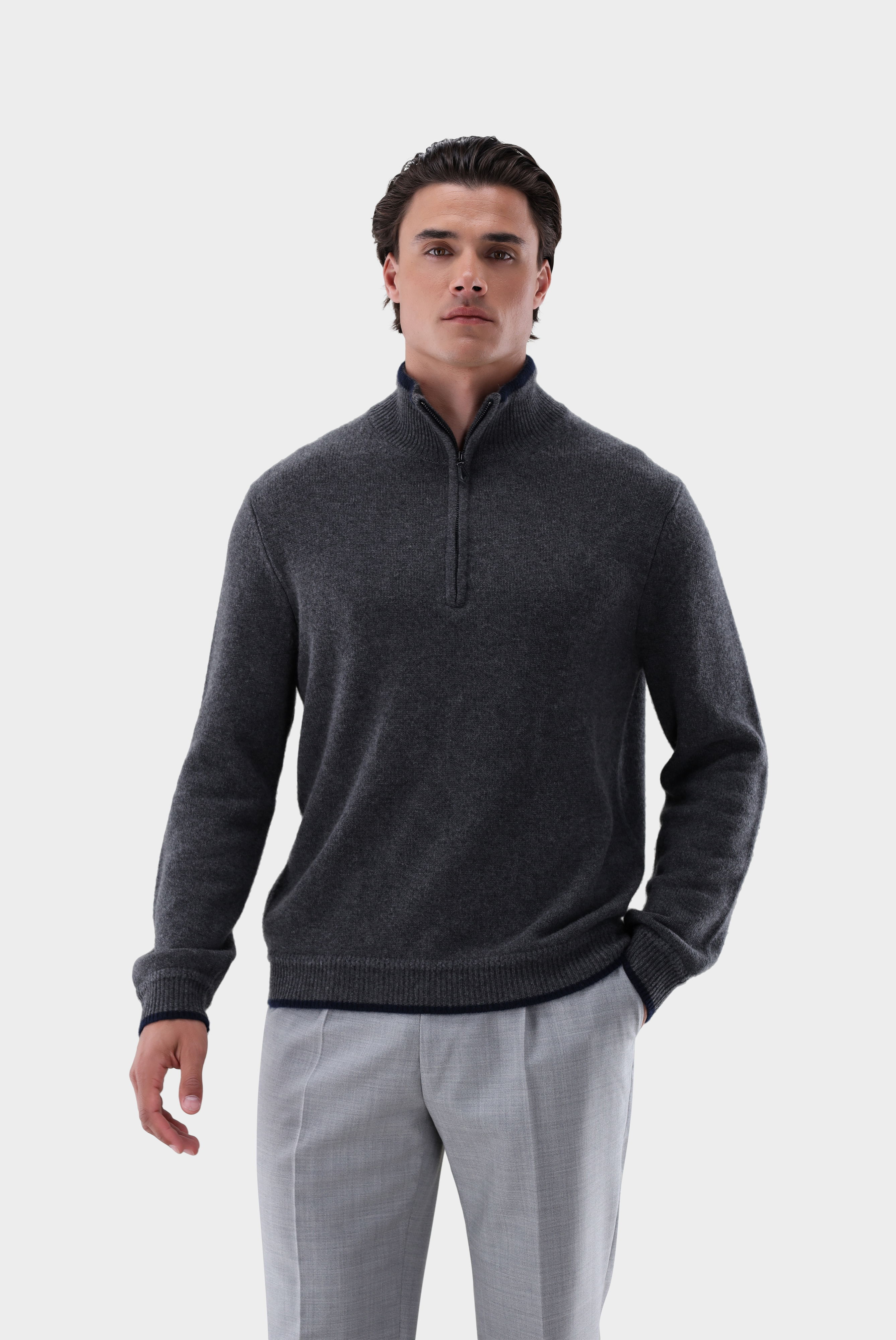 Troyer aus Kaschmir mit Farbdetail