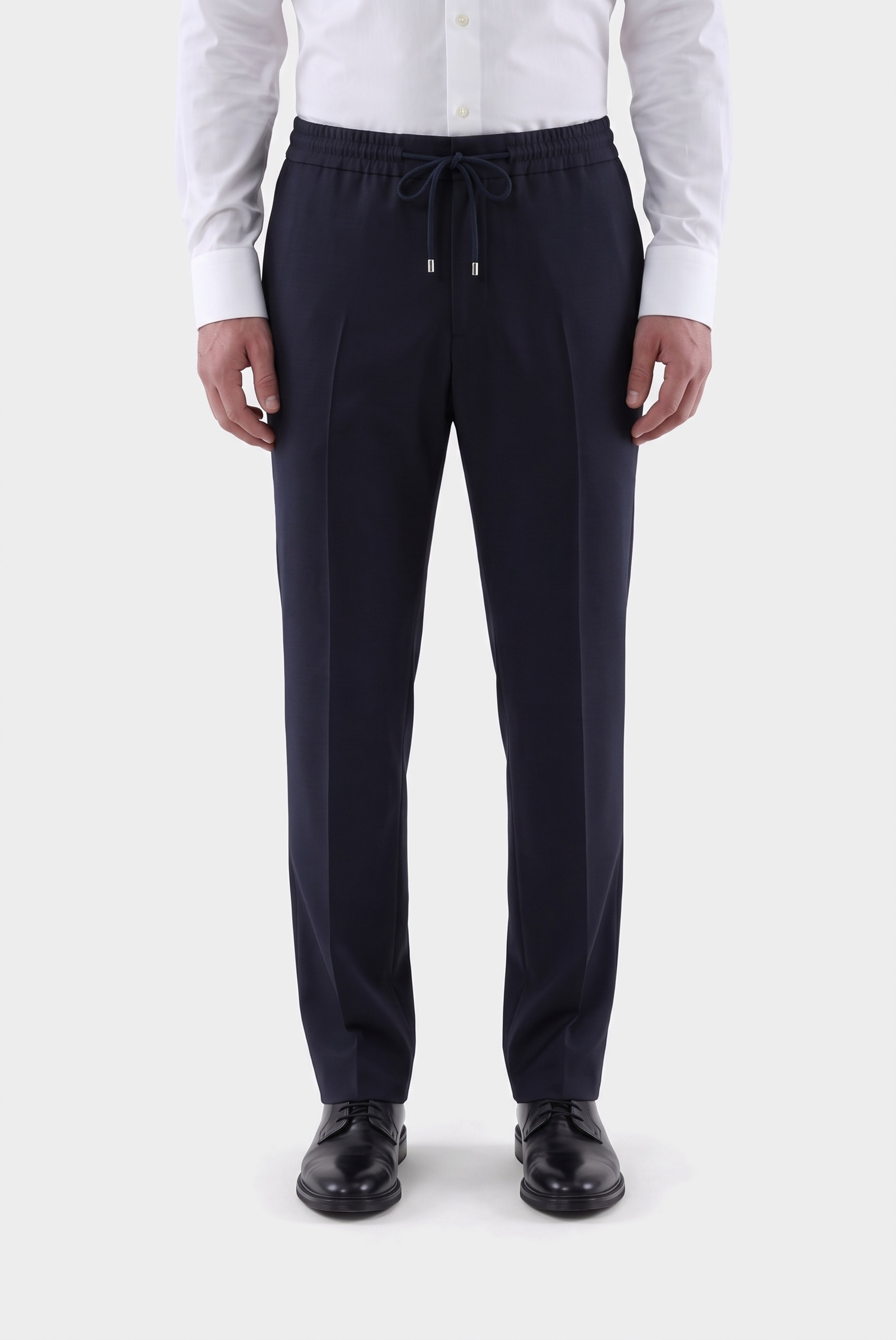 Trousers in wool with drawstring and slim leg