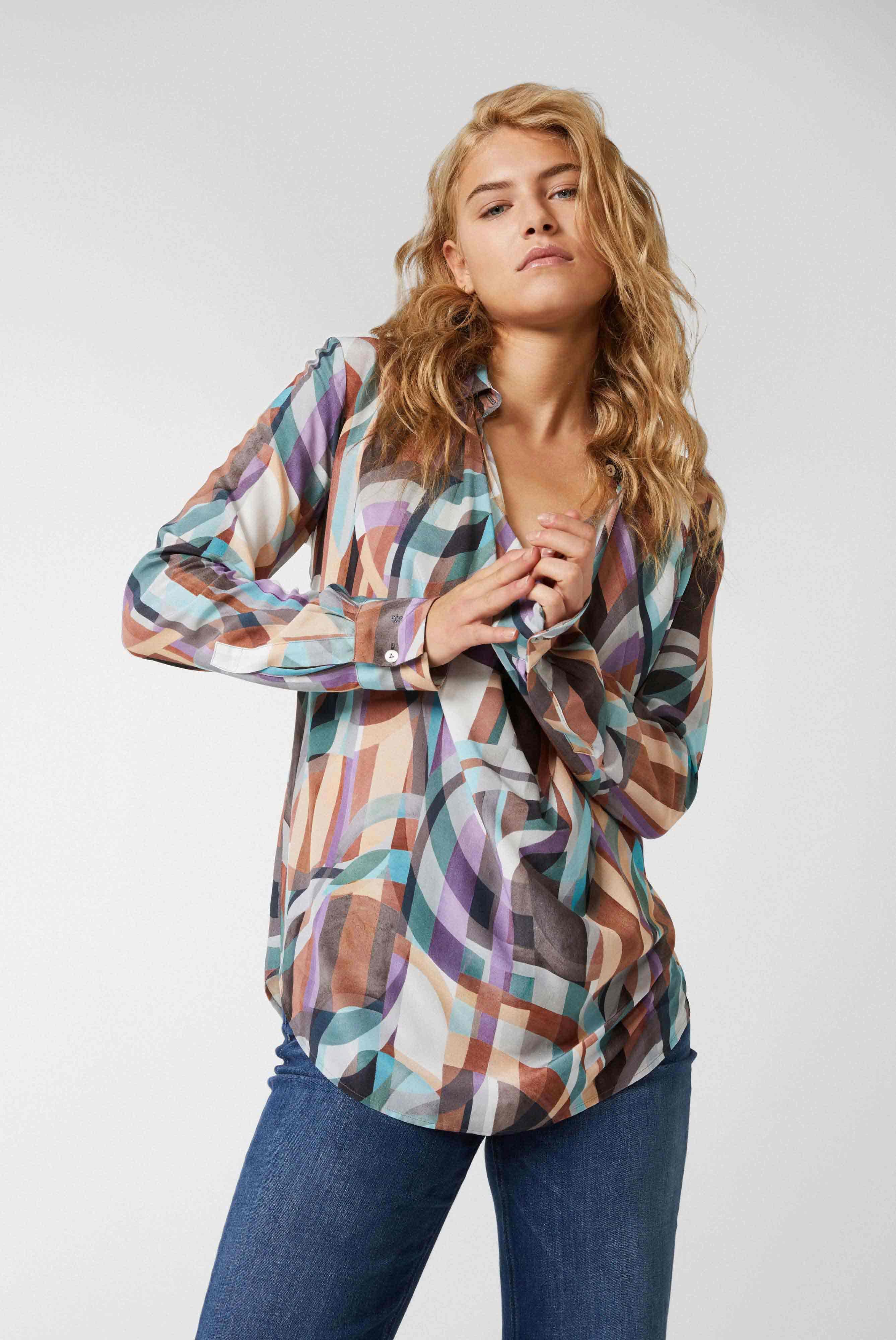 Viscose cowl neck blouse with geometric print