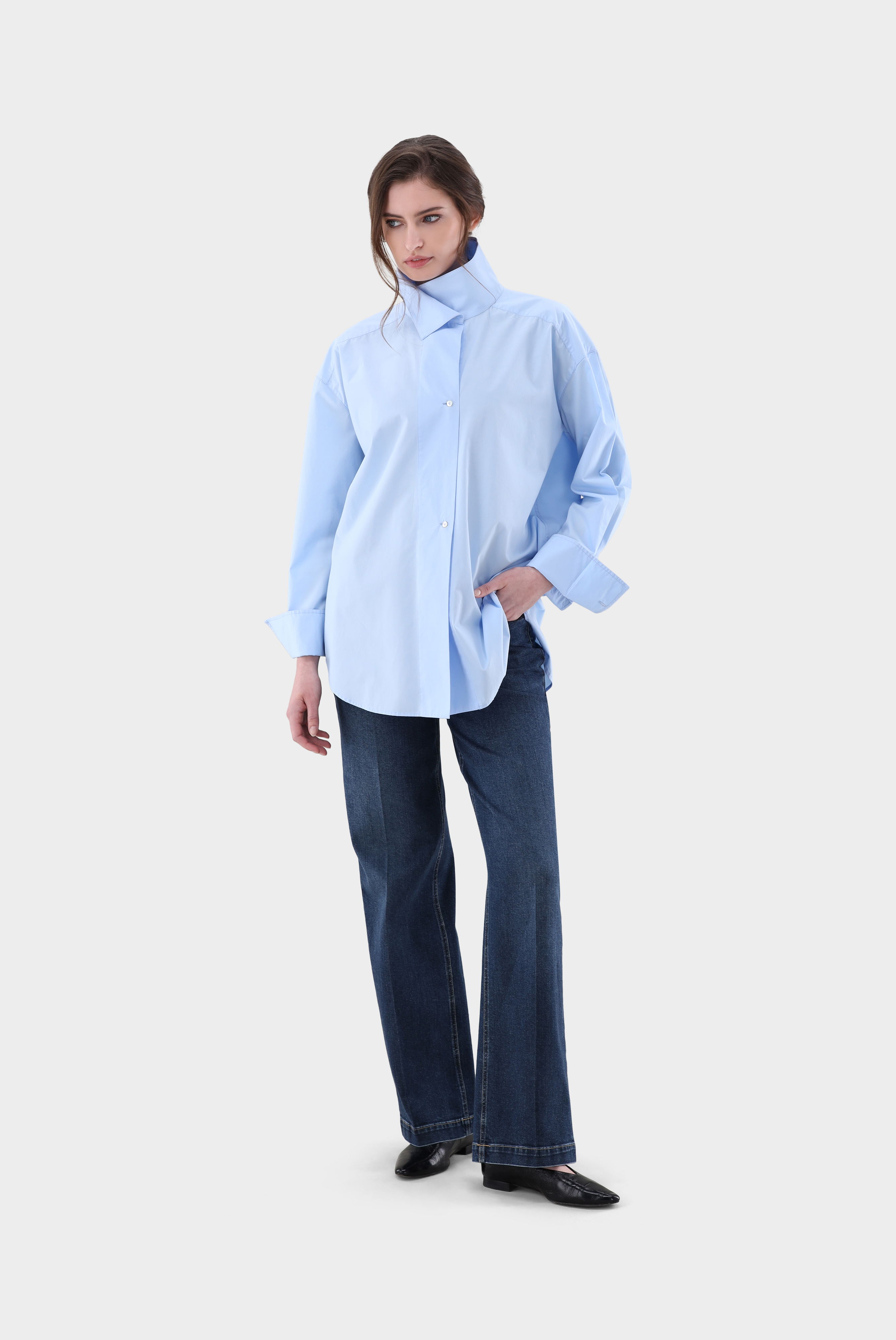 Lockere Bluse mit hohem Stehkragen günstig online kaufen