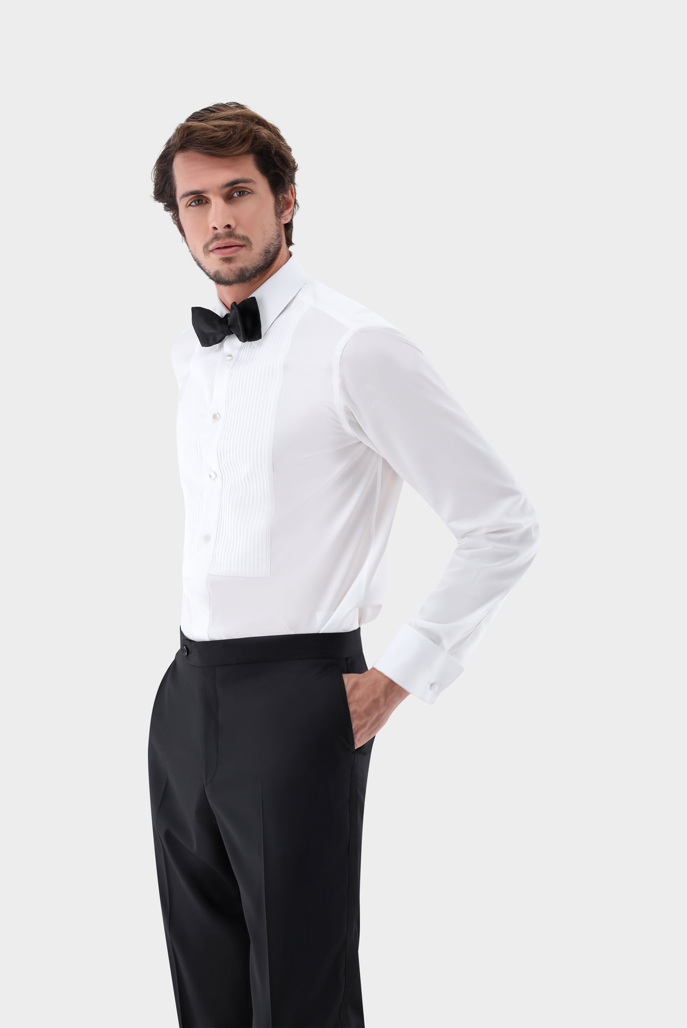 Áo sơ mi tuxedo có mặt xếp ly dáng Tailor Fit