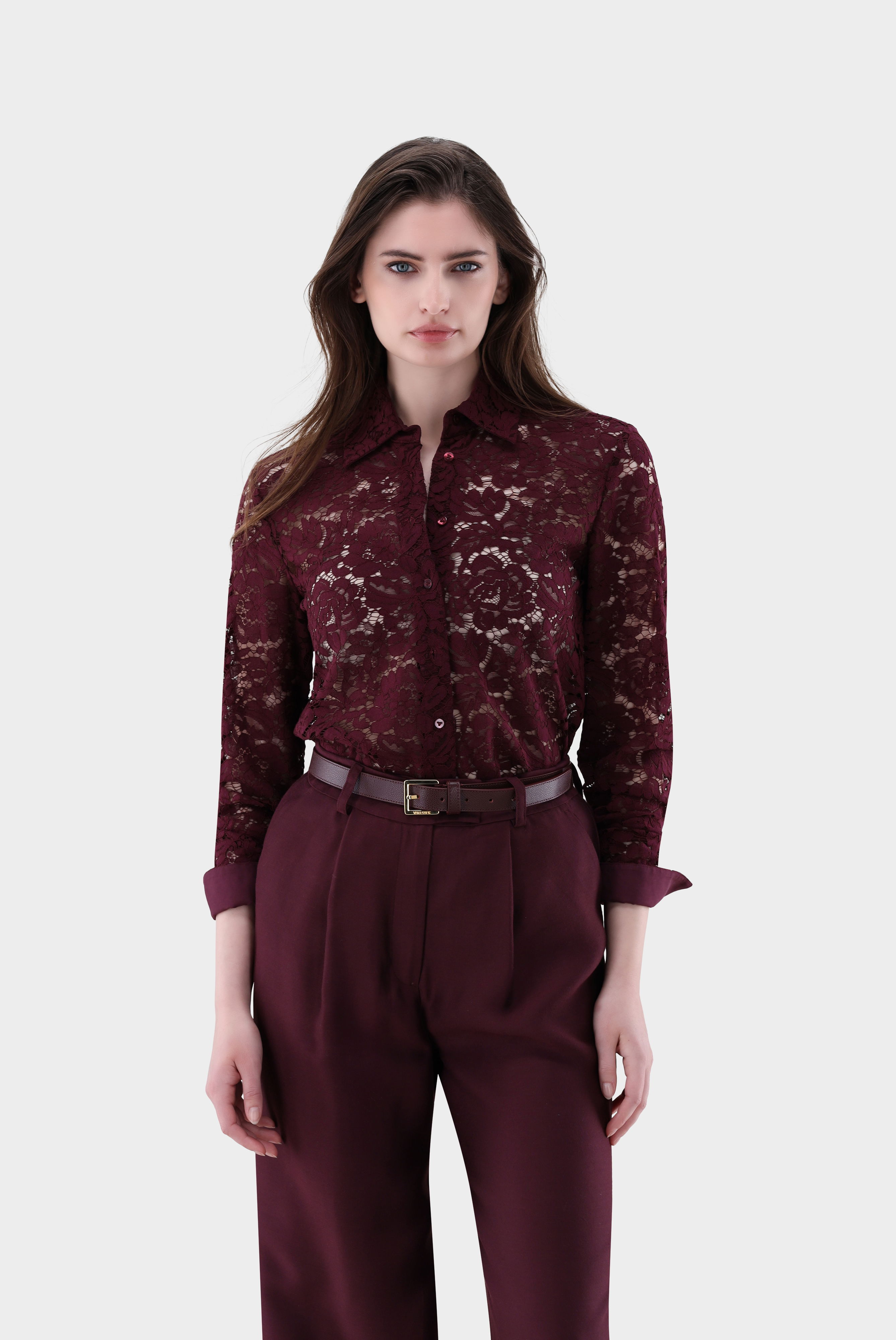 Hemdbluse mit Spitze