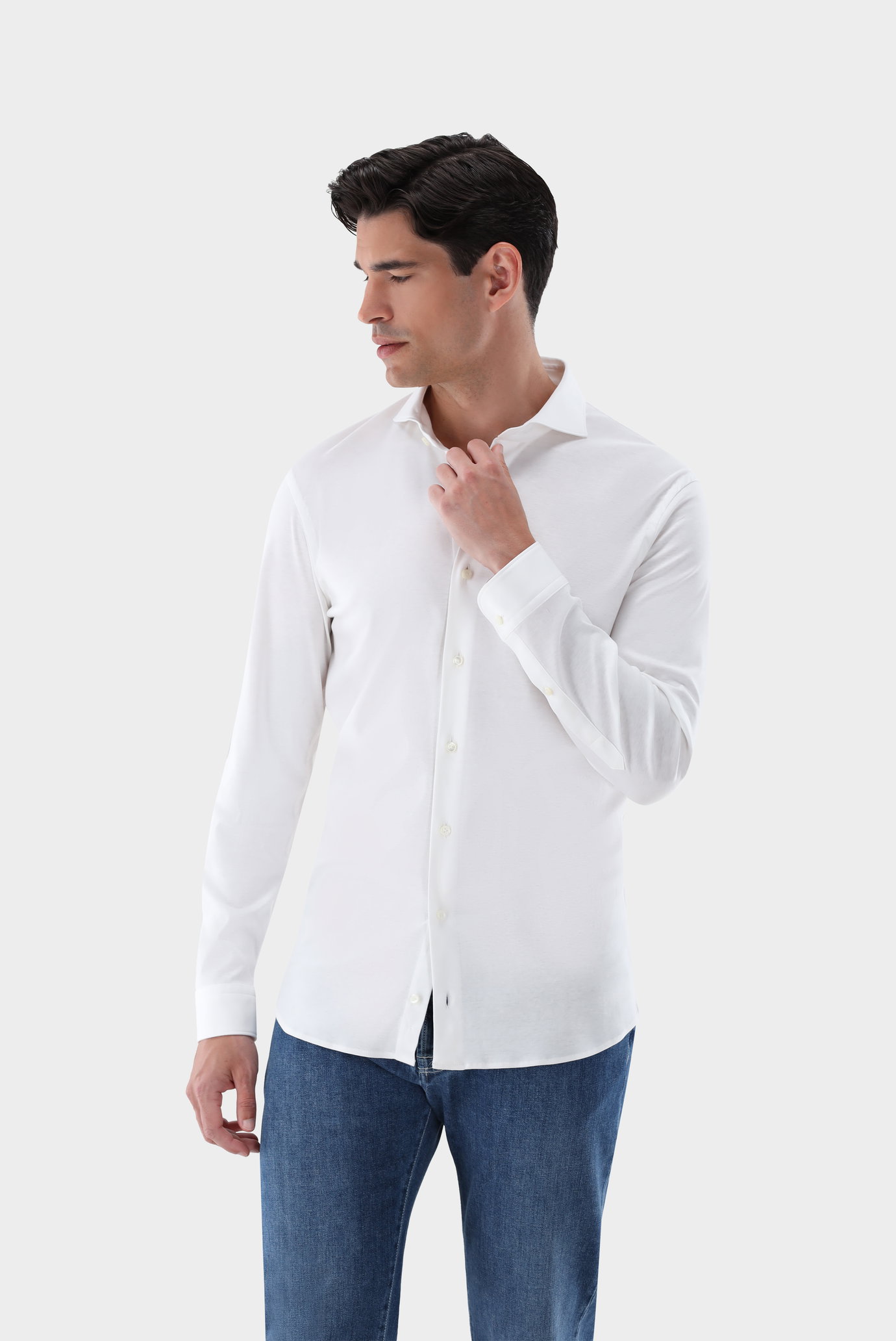 Áo thun jersey dáng slim fit