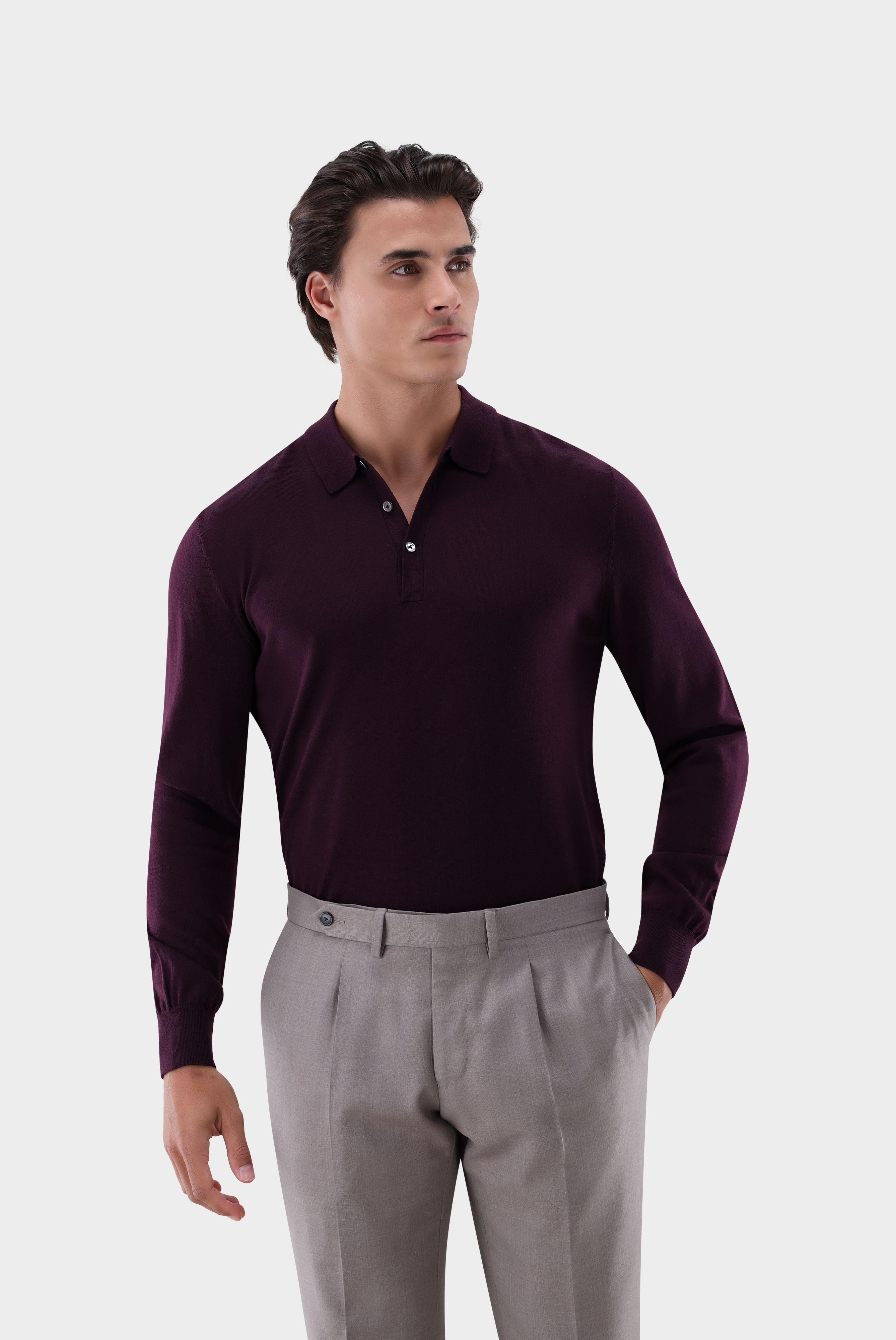 Poloshirt mit Langarm gestrickt aus Merinowolle