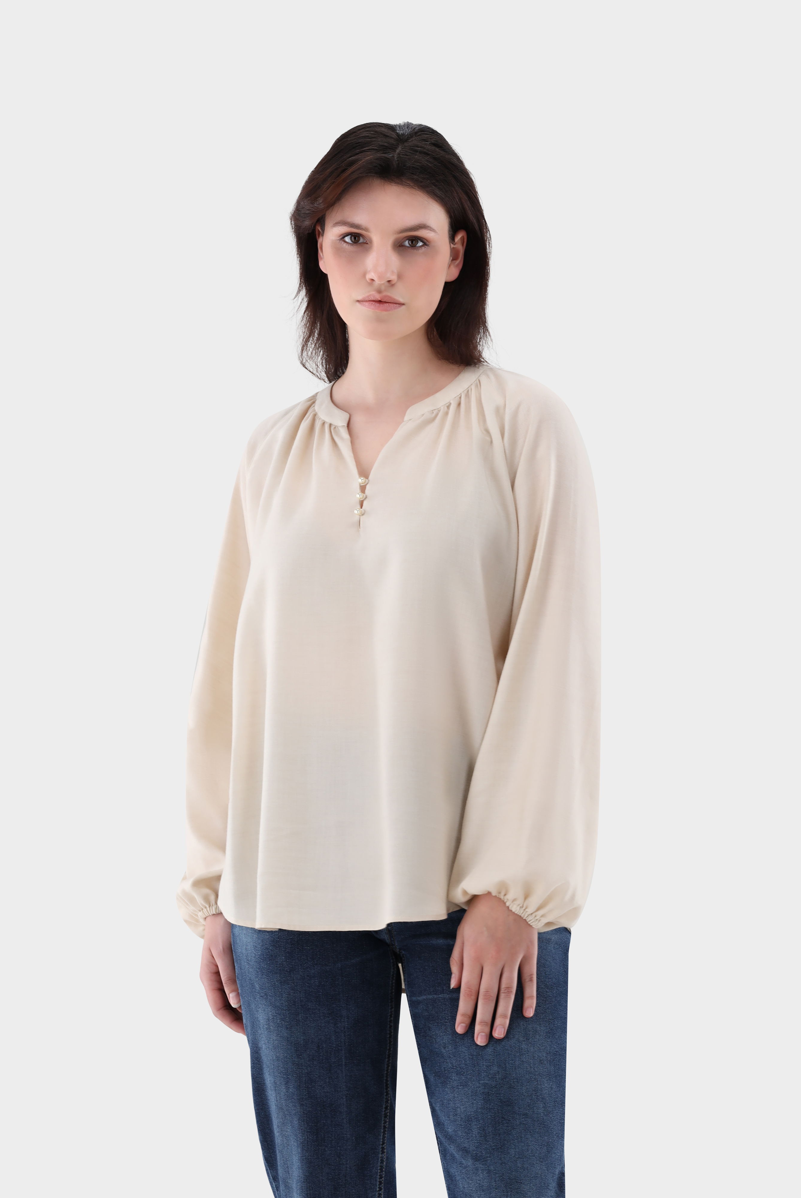 Bluse mit Stehkragen und lockerem Schnitt