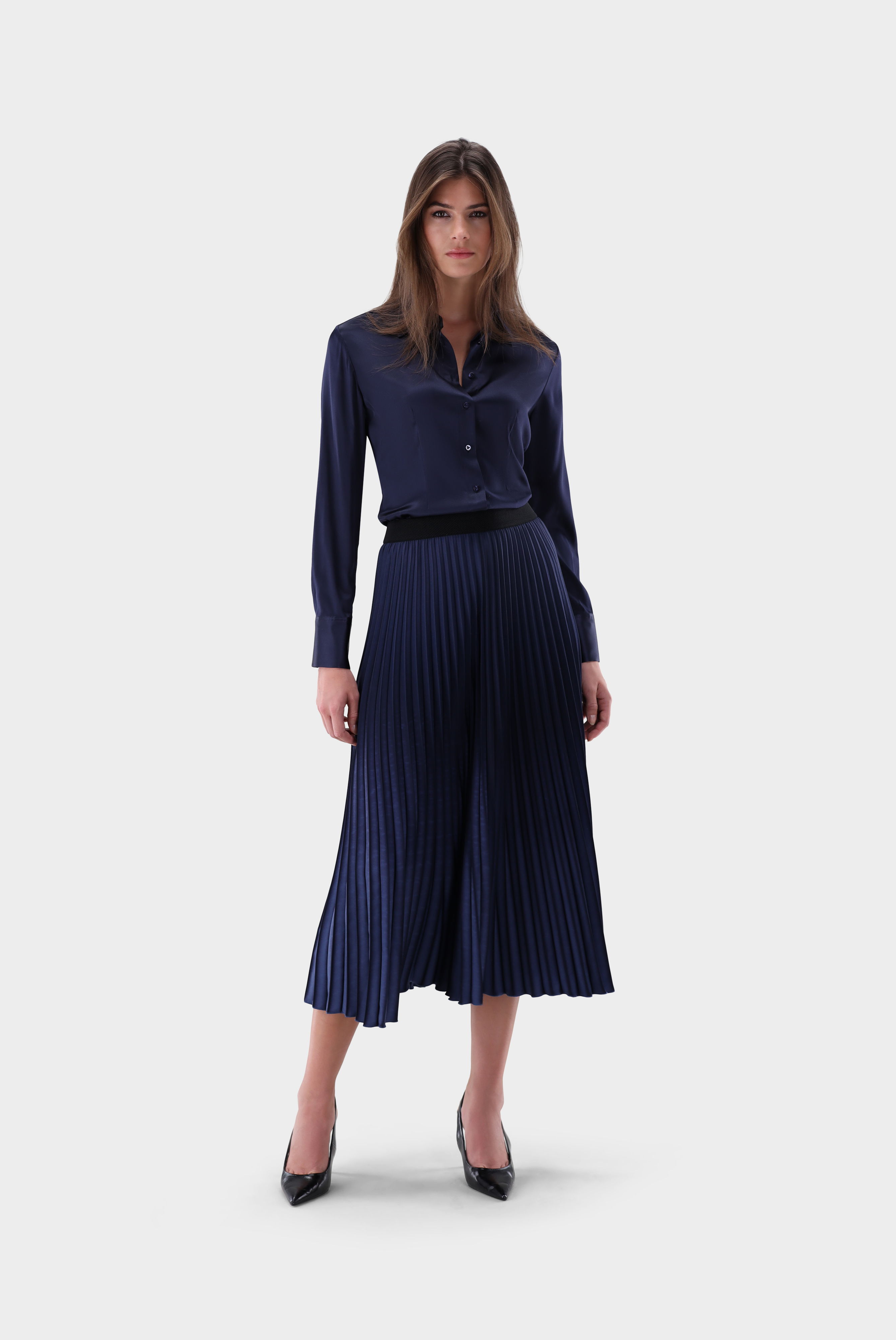 Hemdbluse tailliert aus Seidensatin-Stretch günstig online kaufen