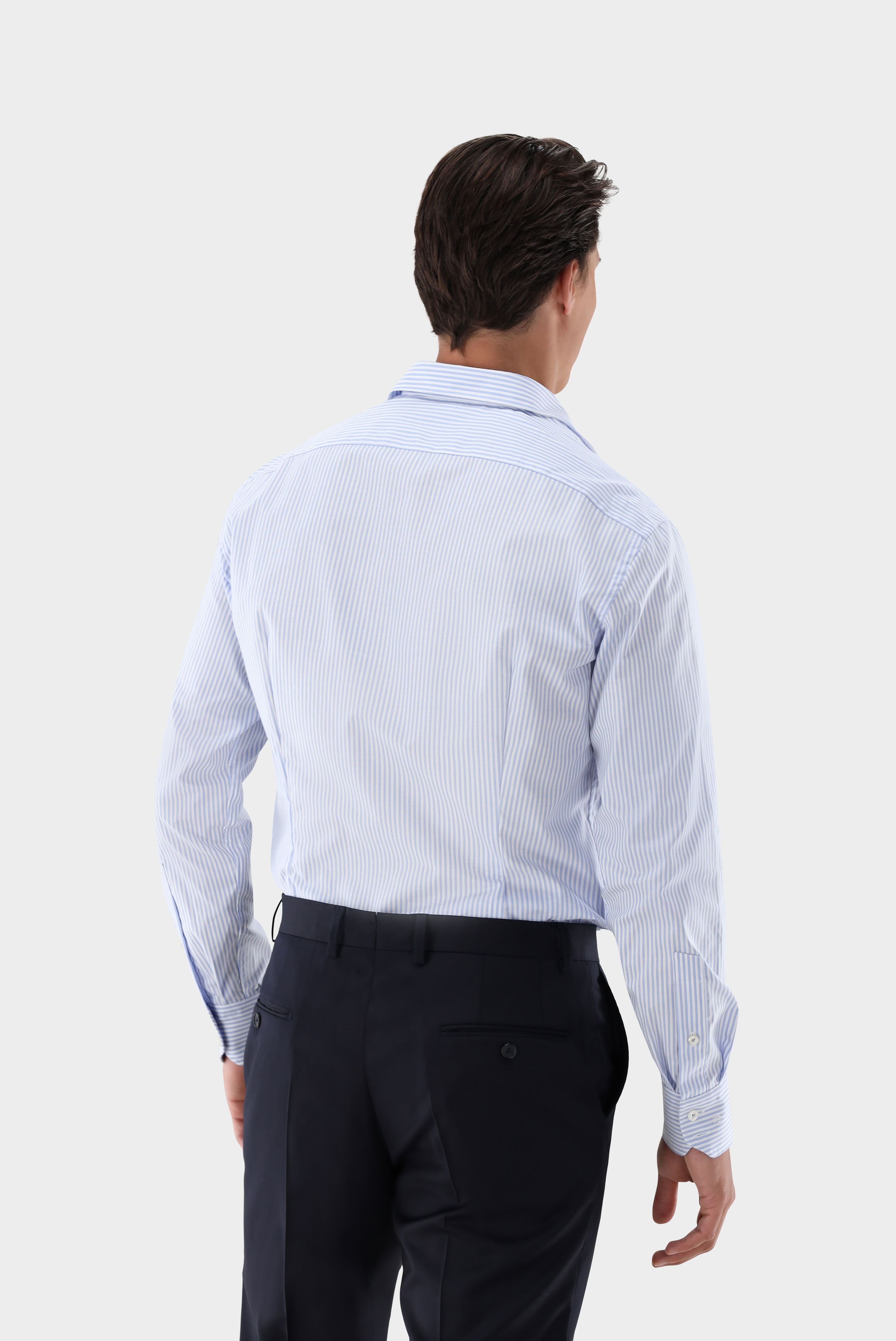 Business Hemden+Bügelfreies Hemd mit Streifen Tailor Fit+20.3281.NV.166020.730.37