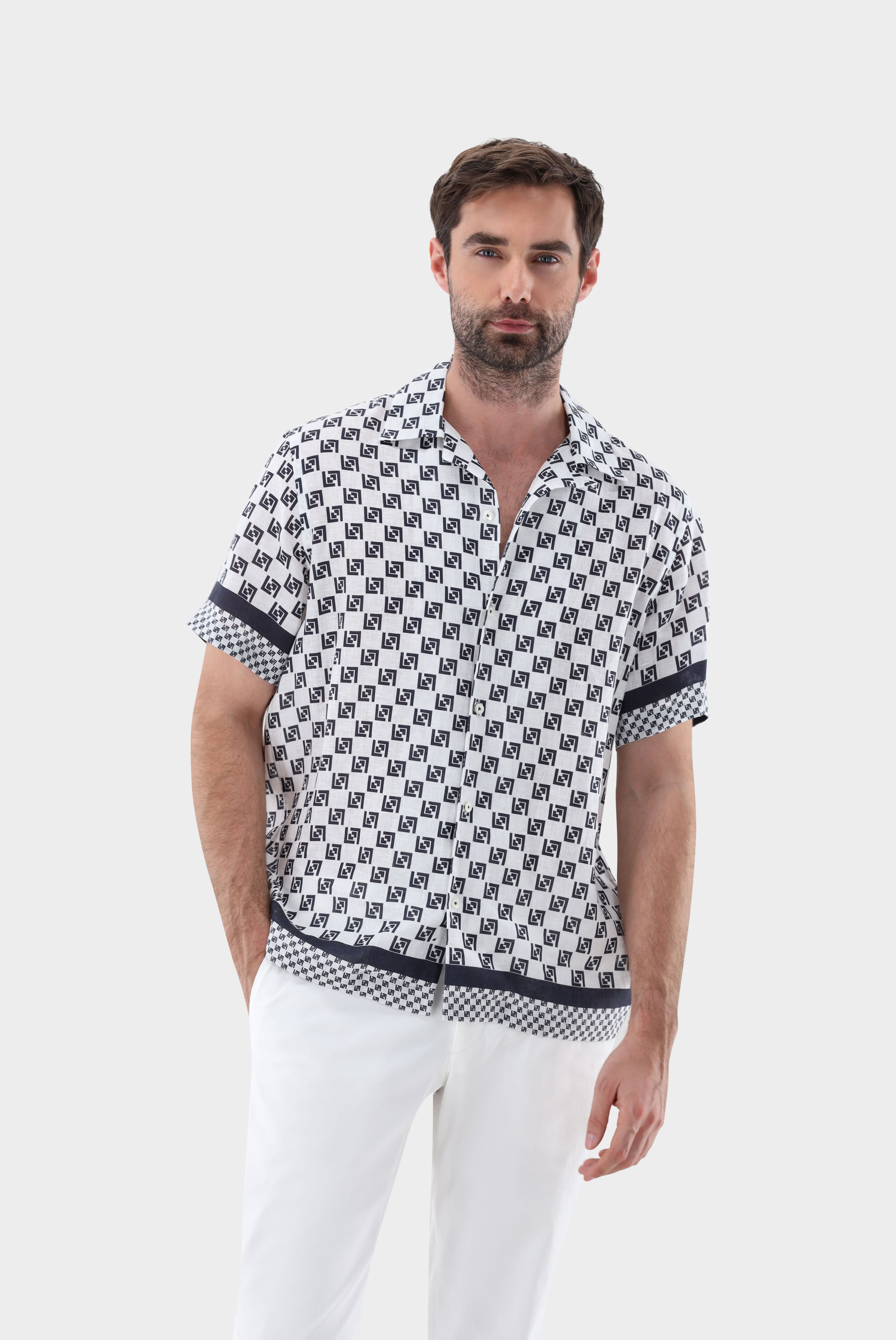 Kurzarmhemd mit Reverskragen und Geometrischem Druck