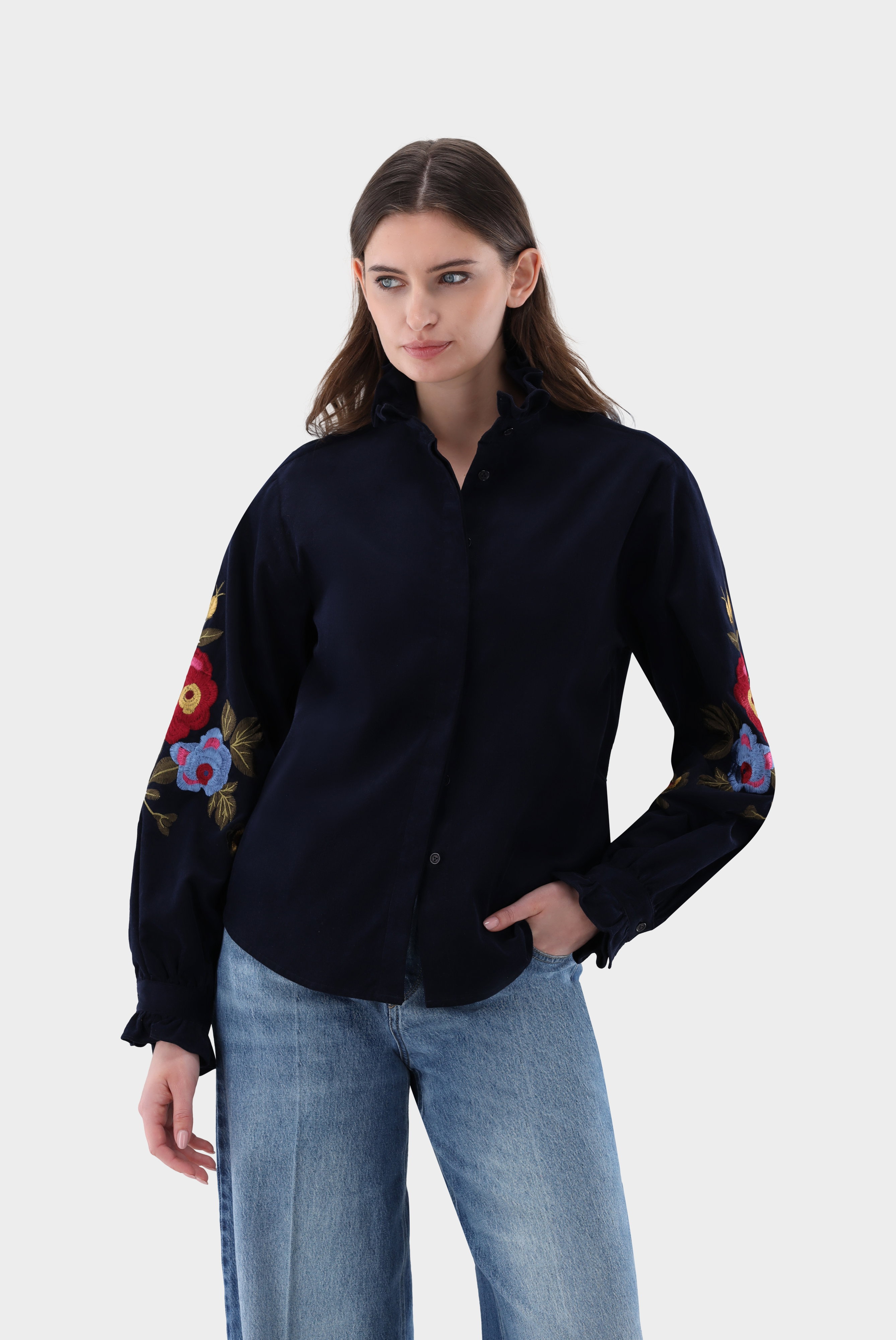 Bluse mit Bestickten Ärmeln und Rüschenkragen