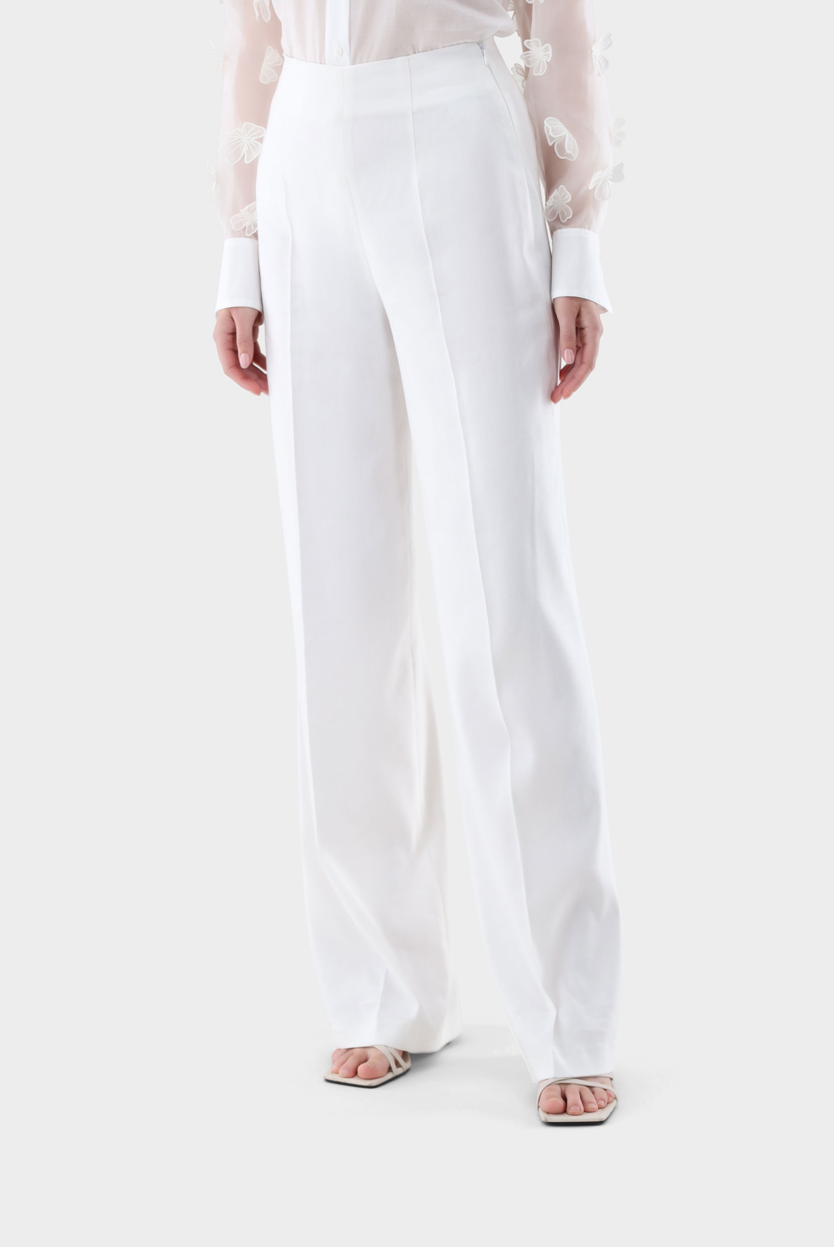 Weite Hose mit Leinen und Viskose
