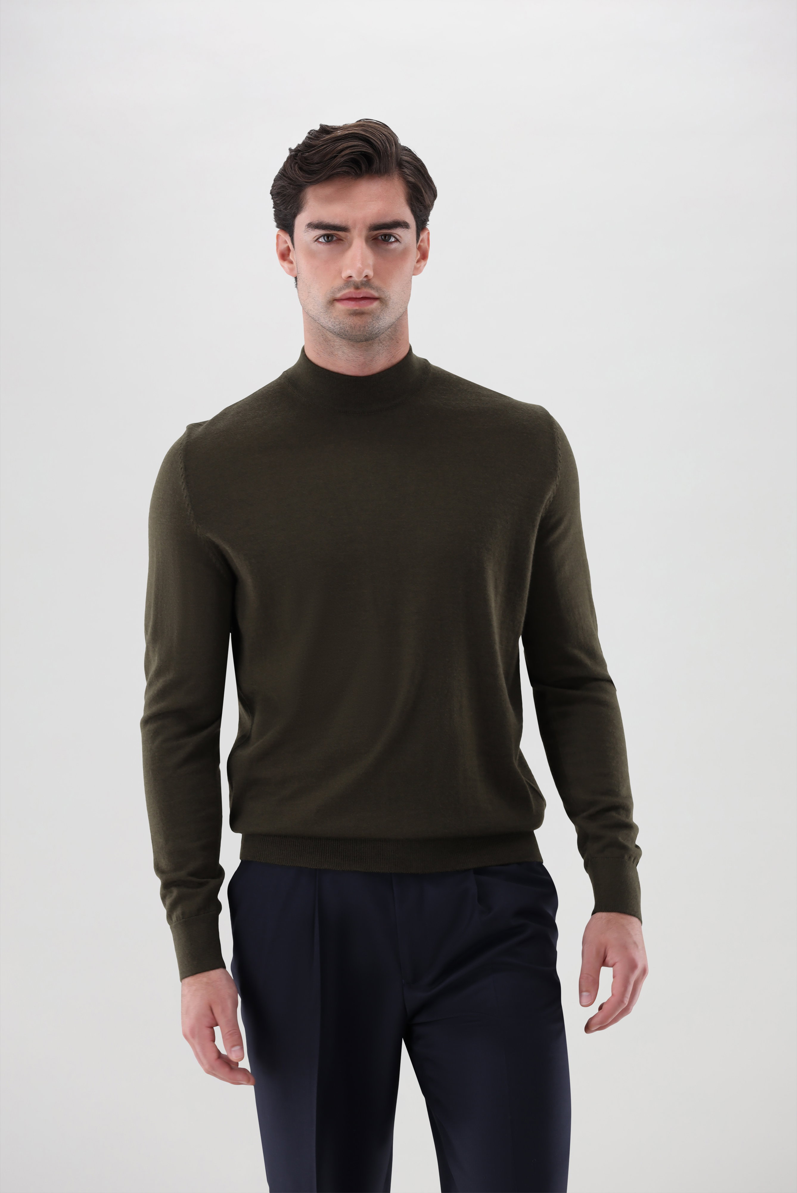 Stehkragenpullover aus Merzerisierter Merinowolle