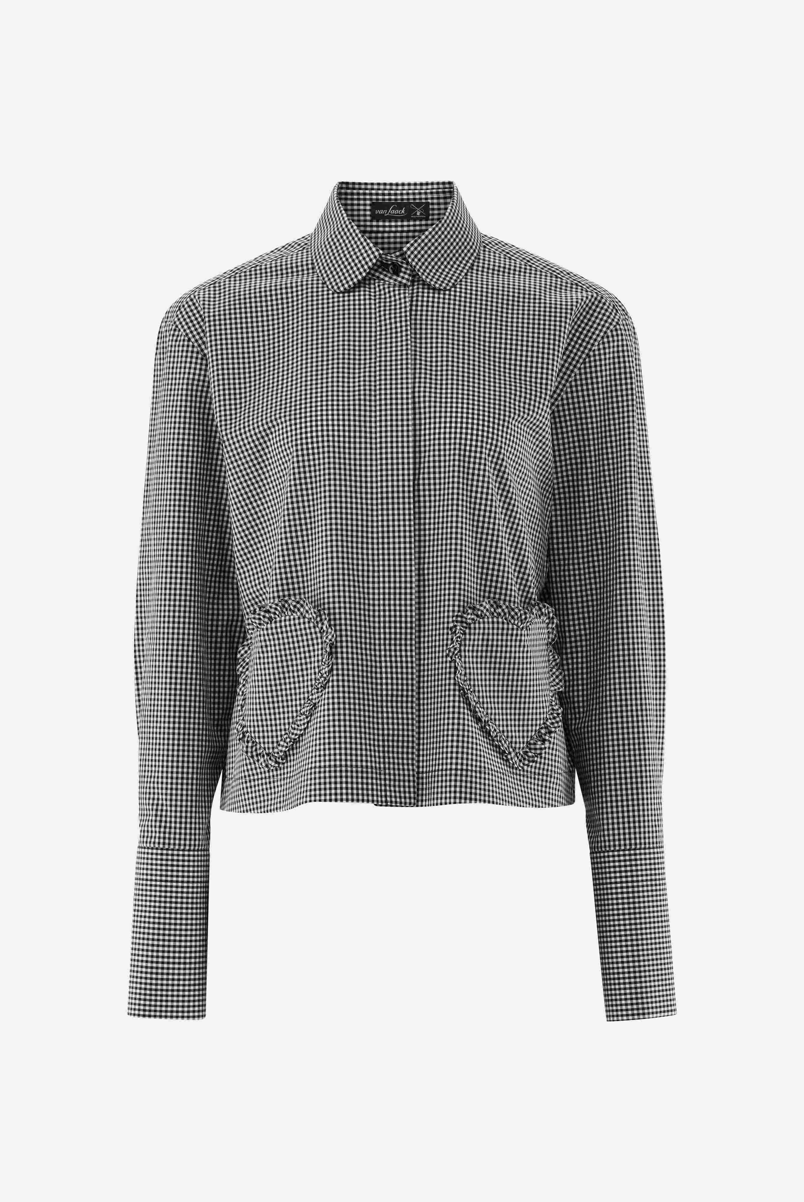 Shirt blouse cropped with heart embroidery