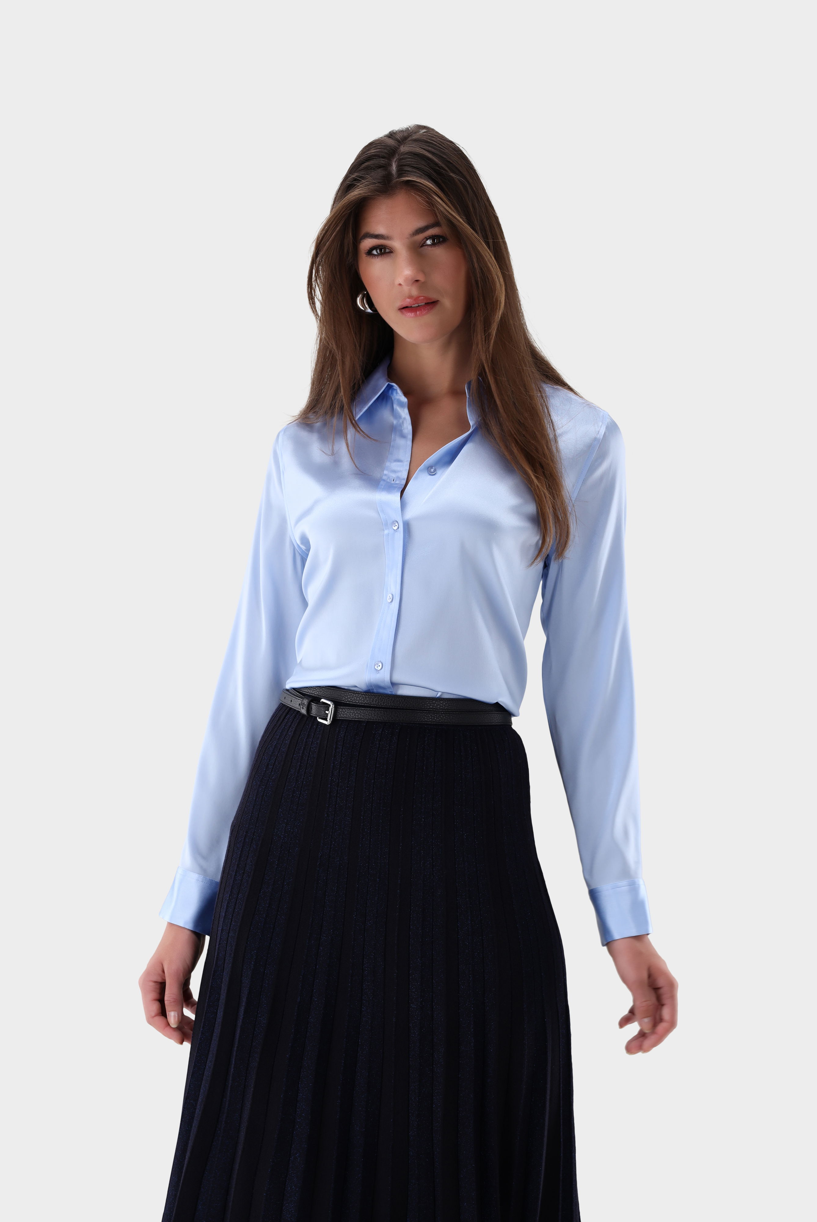 Hemdbluse aus Seide tailliert