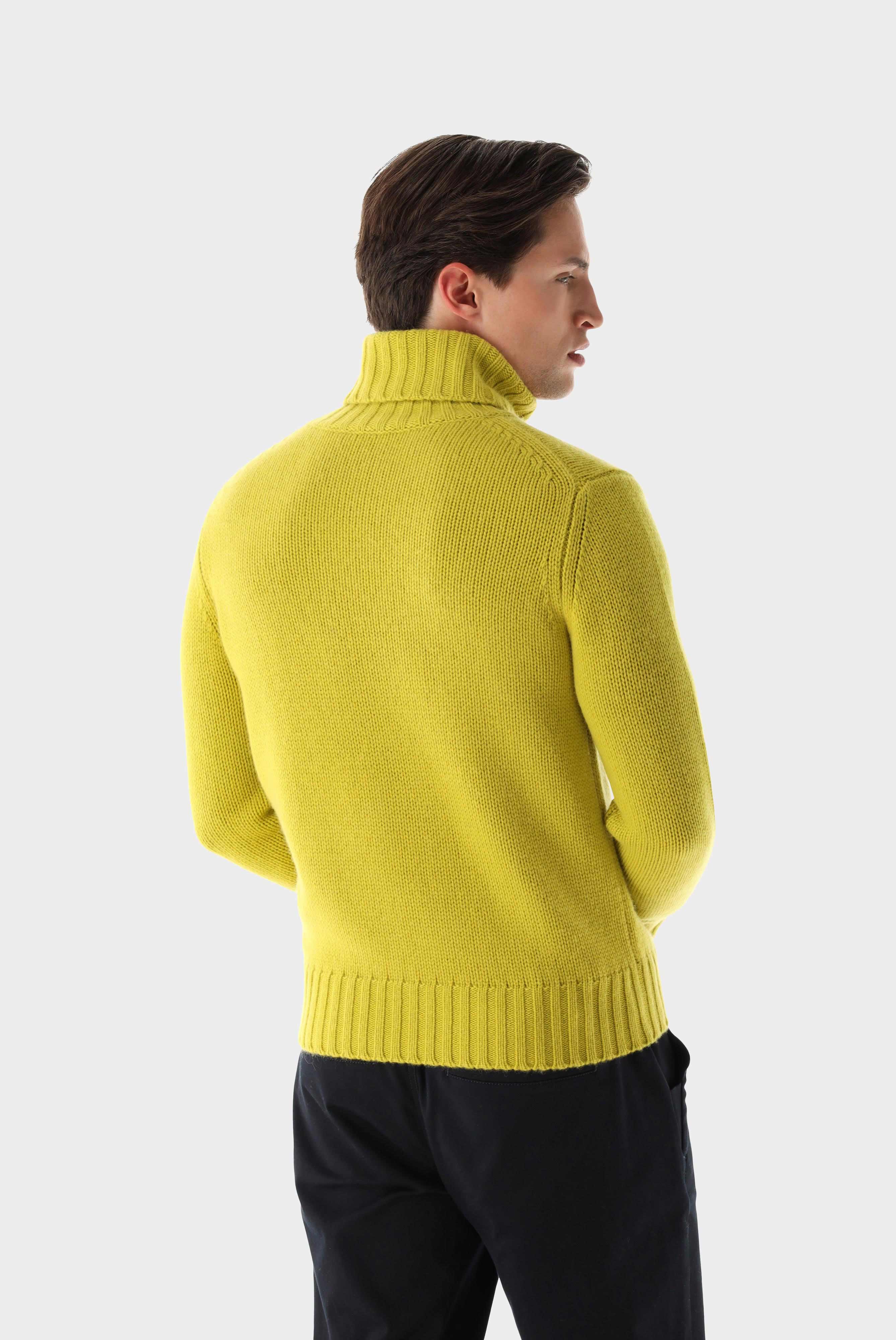 Sweaters & Cardigans+Turtleneck Cashmere Sweater+82.8640..S00235.230.L