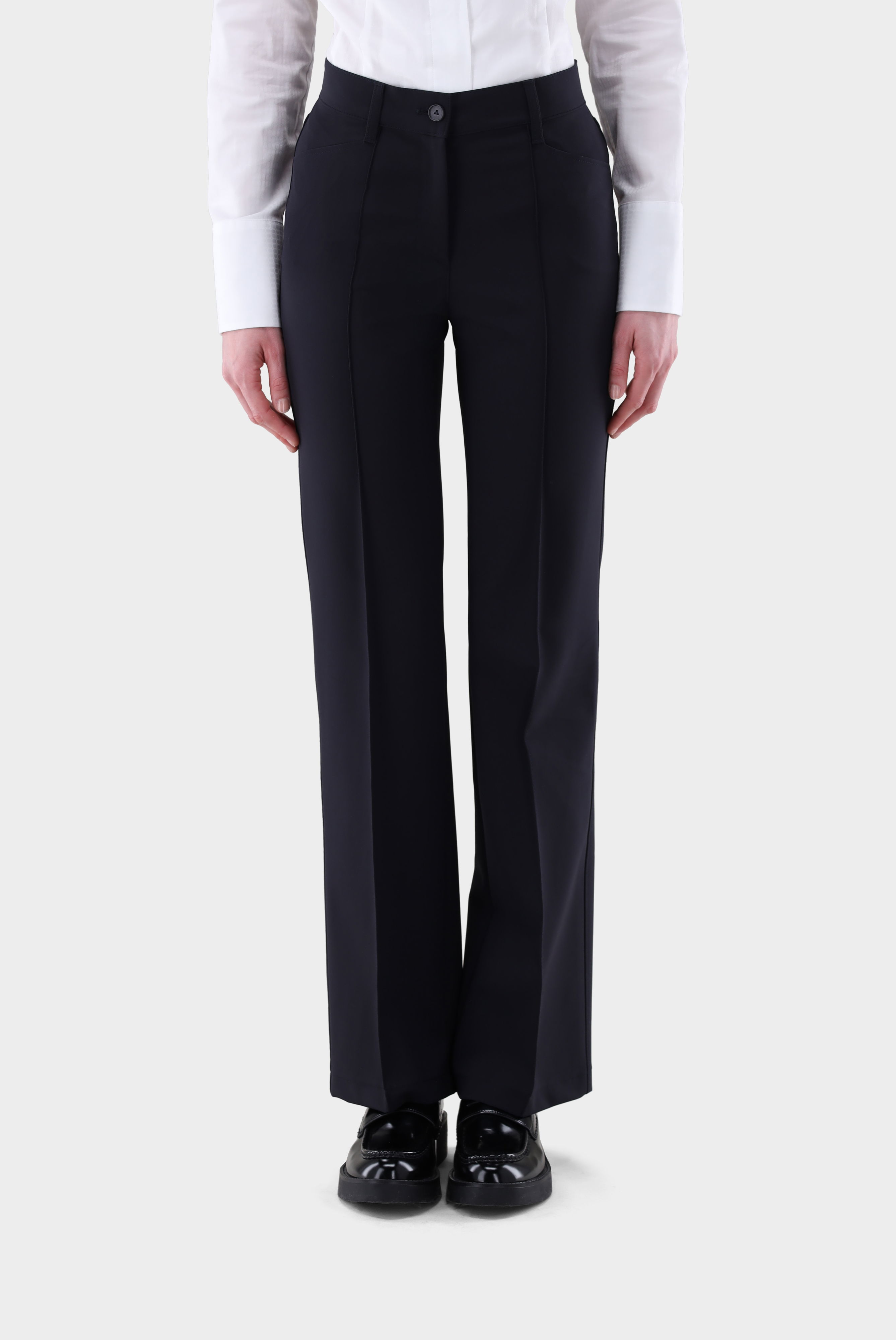 Hose mit Stretch und Bügelfalten