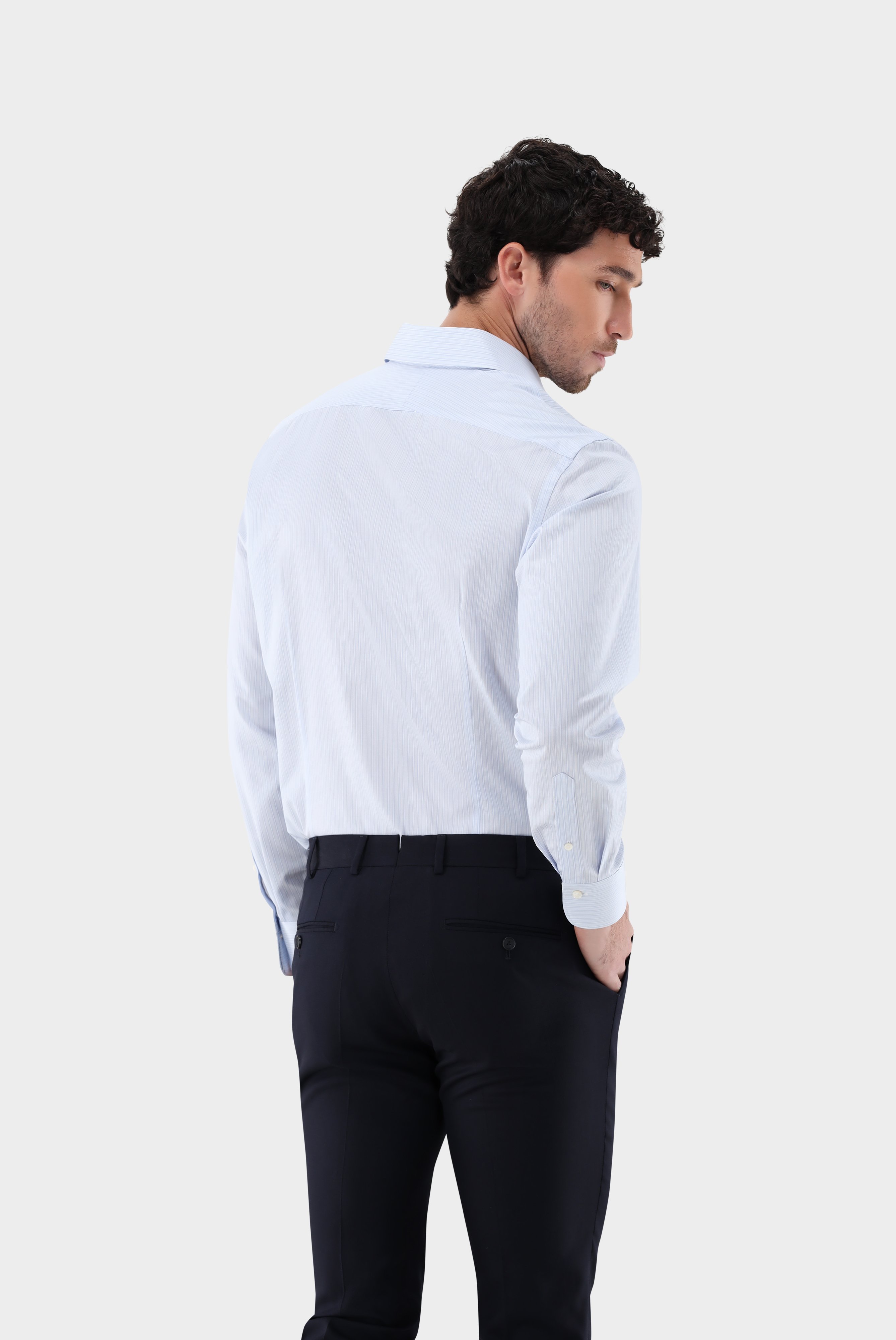 Slim-Fit Hemden+Gestreiftes Twill Hemd in Sartoriale Verarbeitung Slim Fit+20.2500.NV.151816.720.38