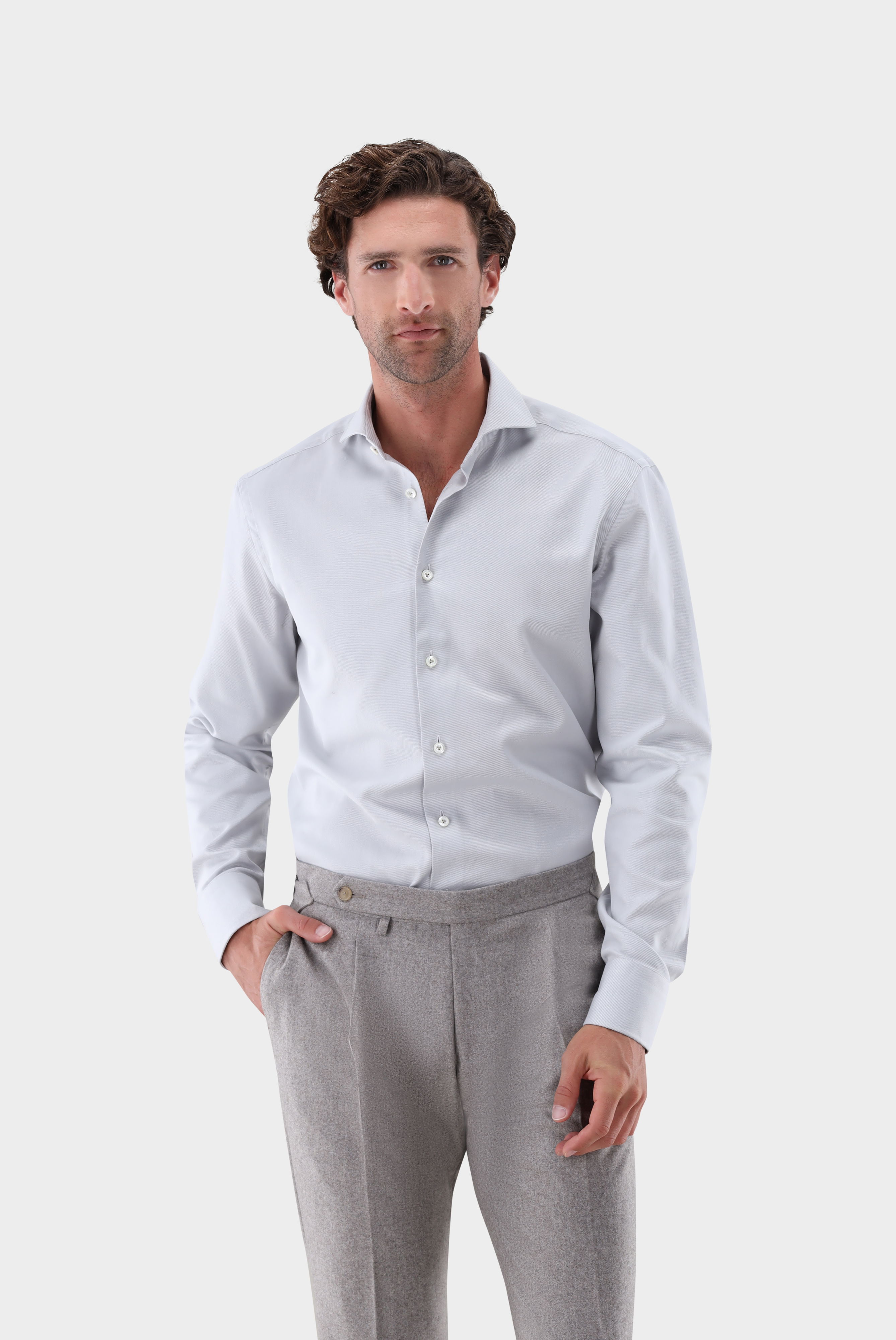 Twill shirt with shark collar