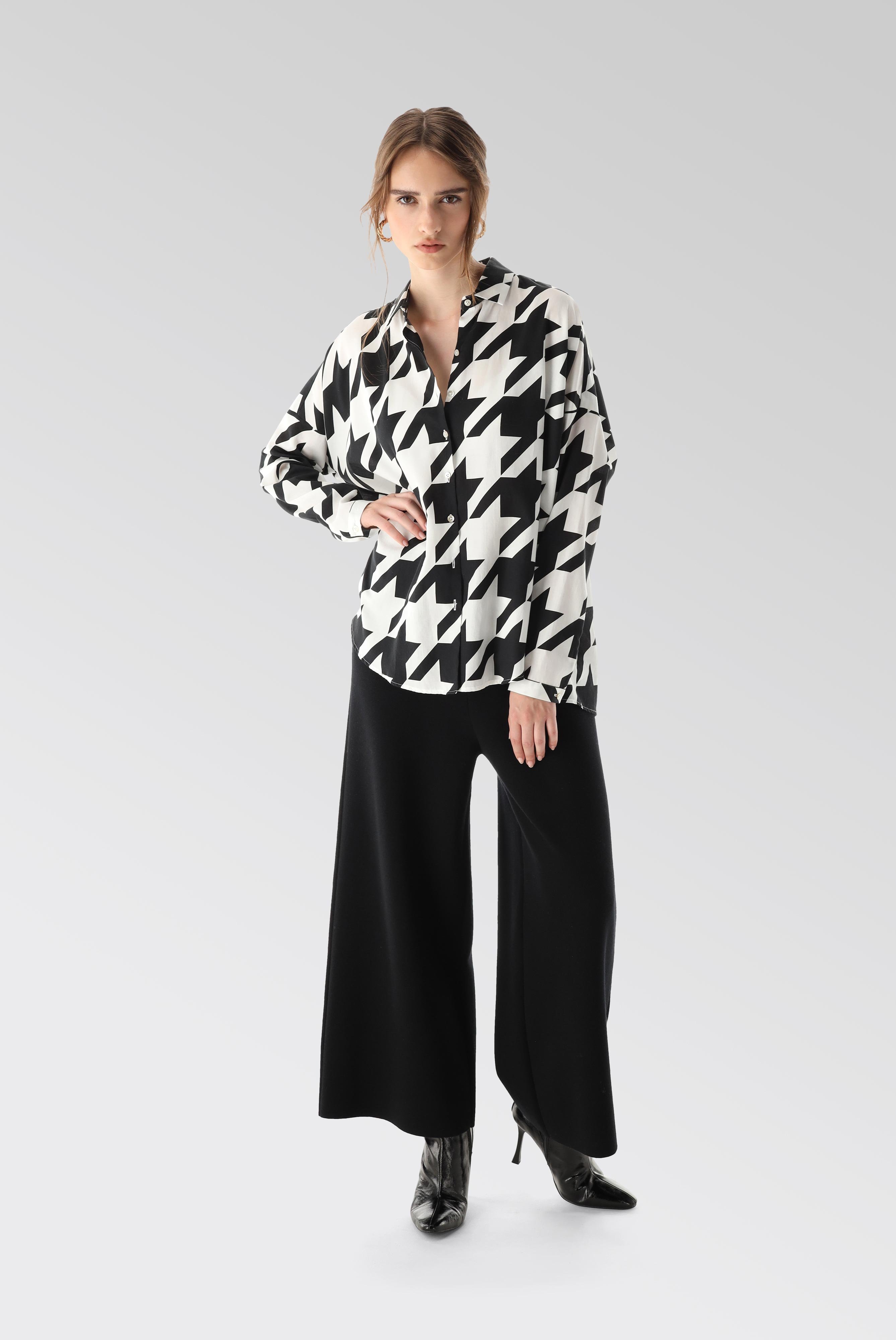 Casual Blouses+Satin Shirt with a Houndsttoth Print+05.527Z.07.172148.091.34