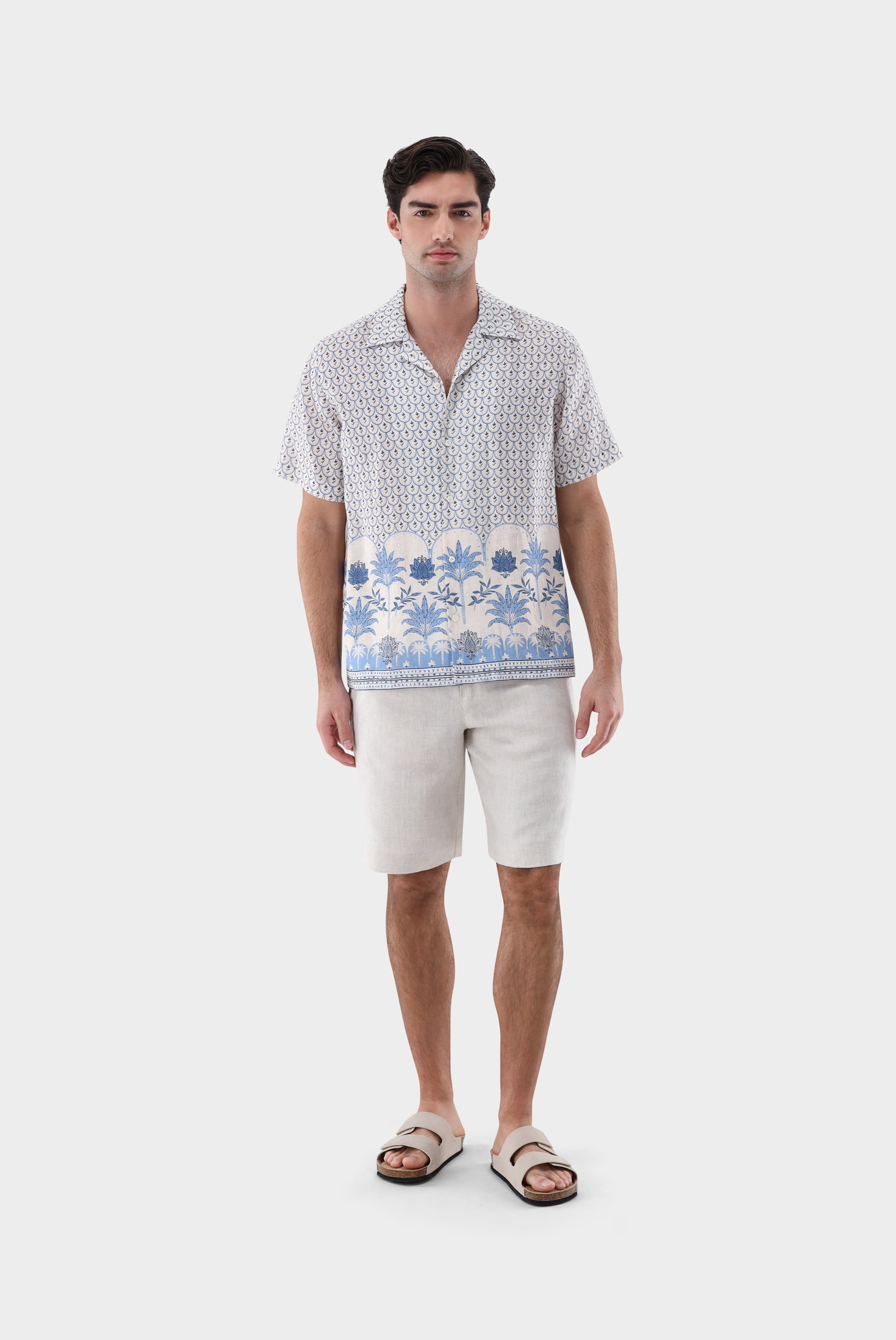 Short-sleeved shirt