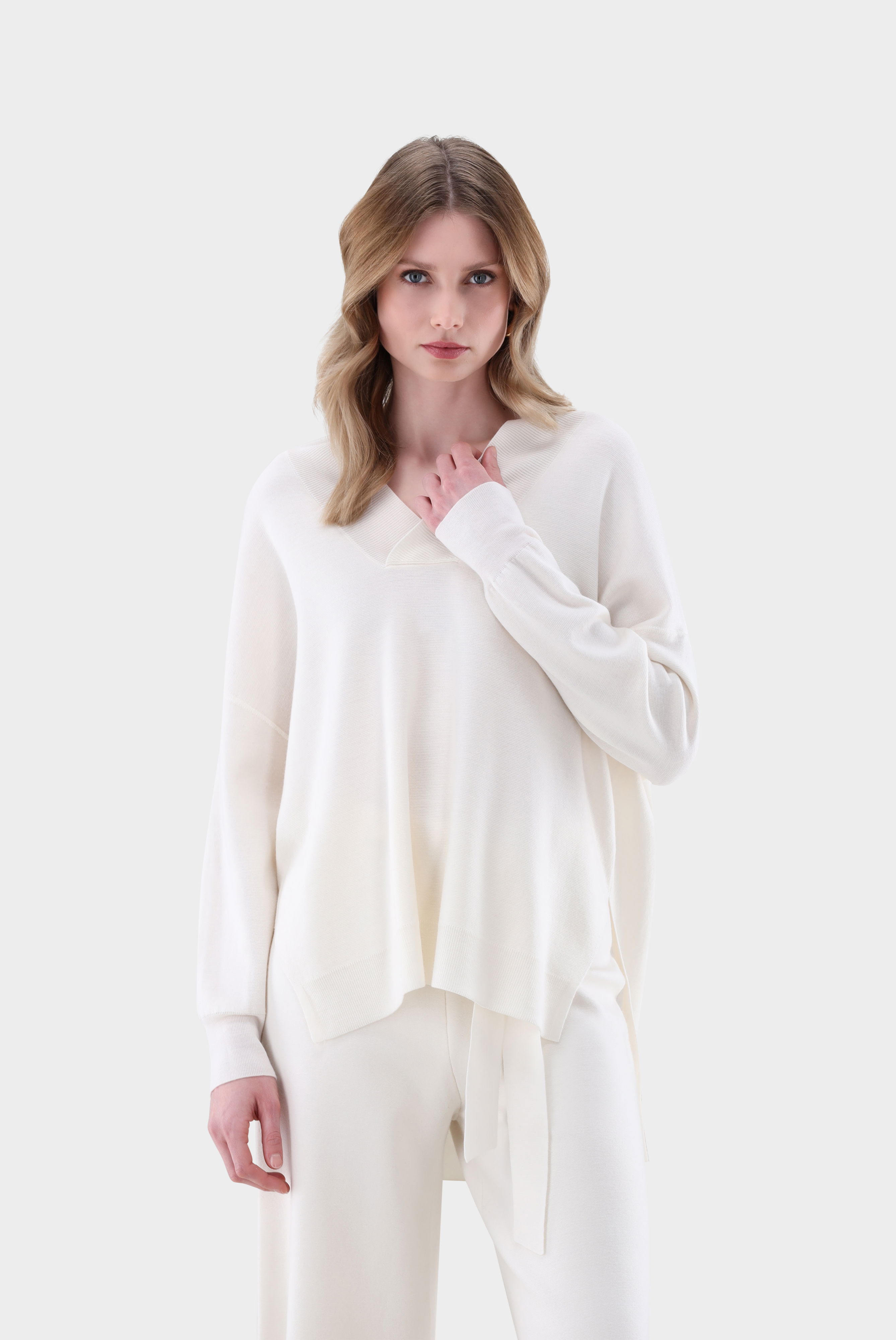 Pullover oversized mit V-Ausschnitt