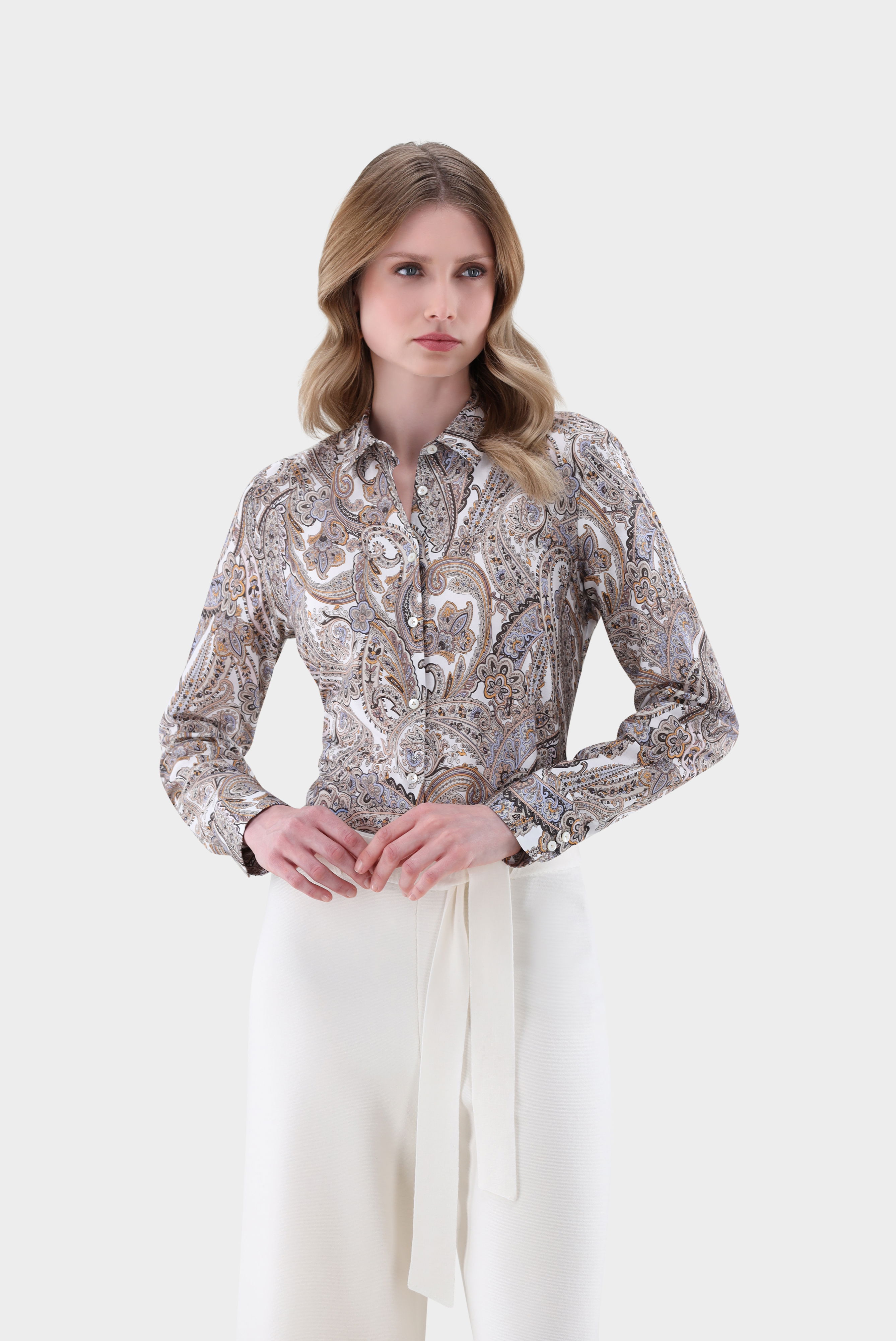 Hemdbluse tailliert mit Paisley Druck