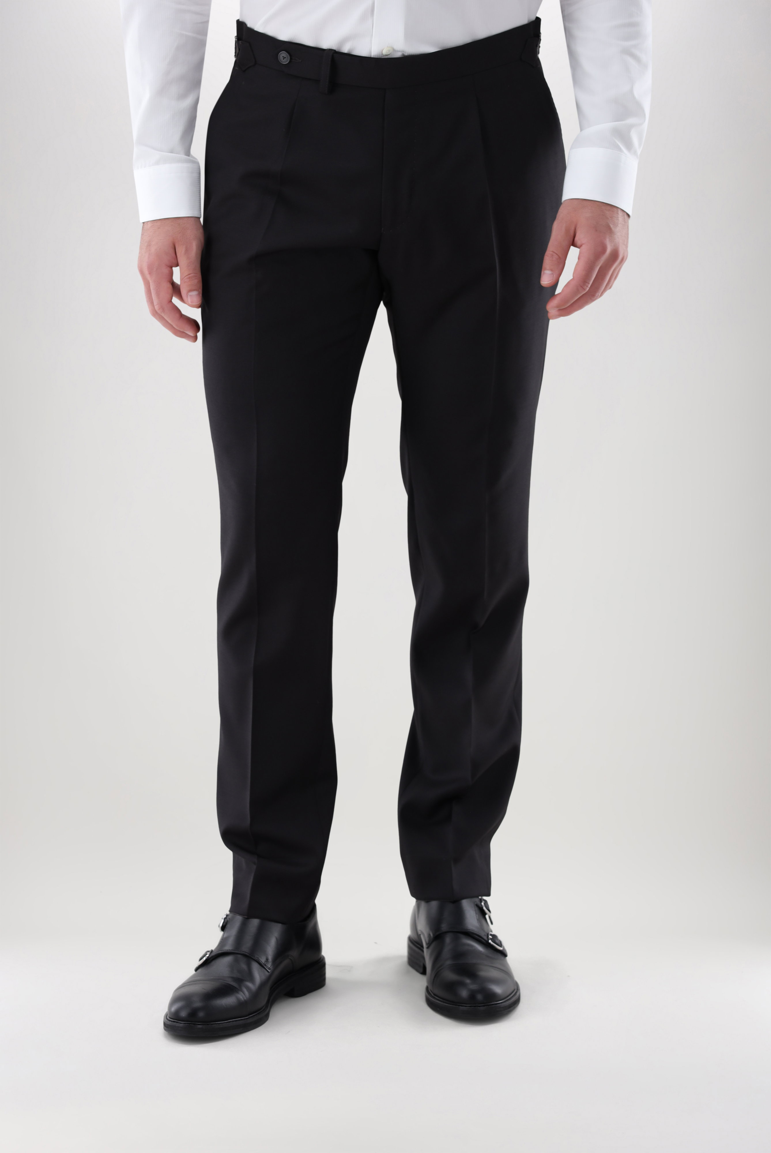 Wool trousers slim-leg