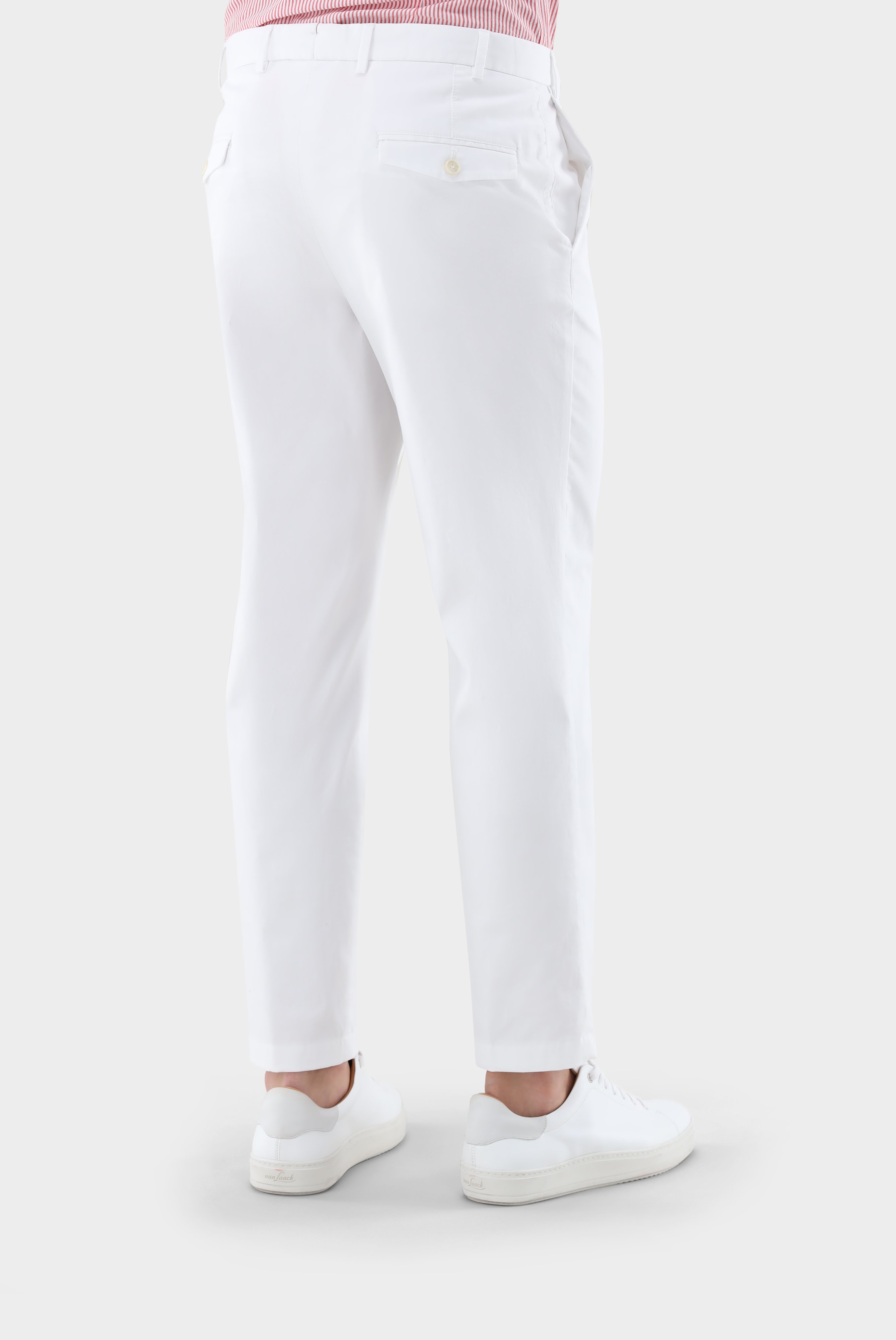 Jeans & Trousers+Straight-Leg Chinos with Stretch+80.7844..J00151.000.48